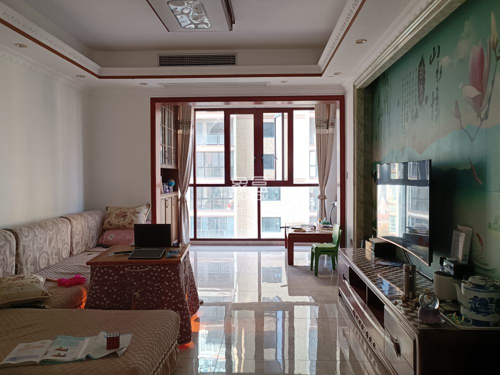 湖景名城  3室2厅2卫   58.80万