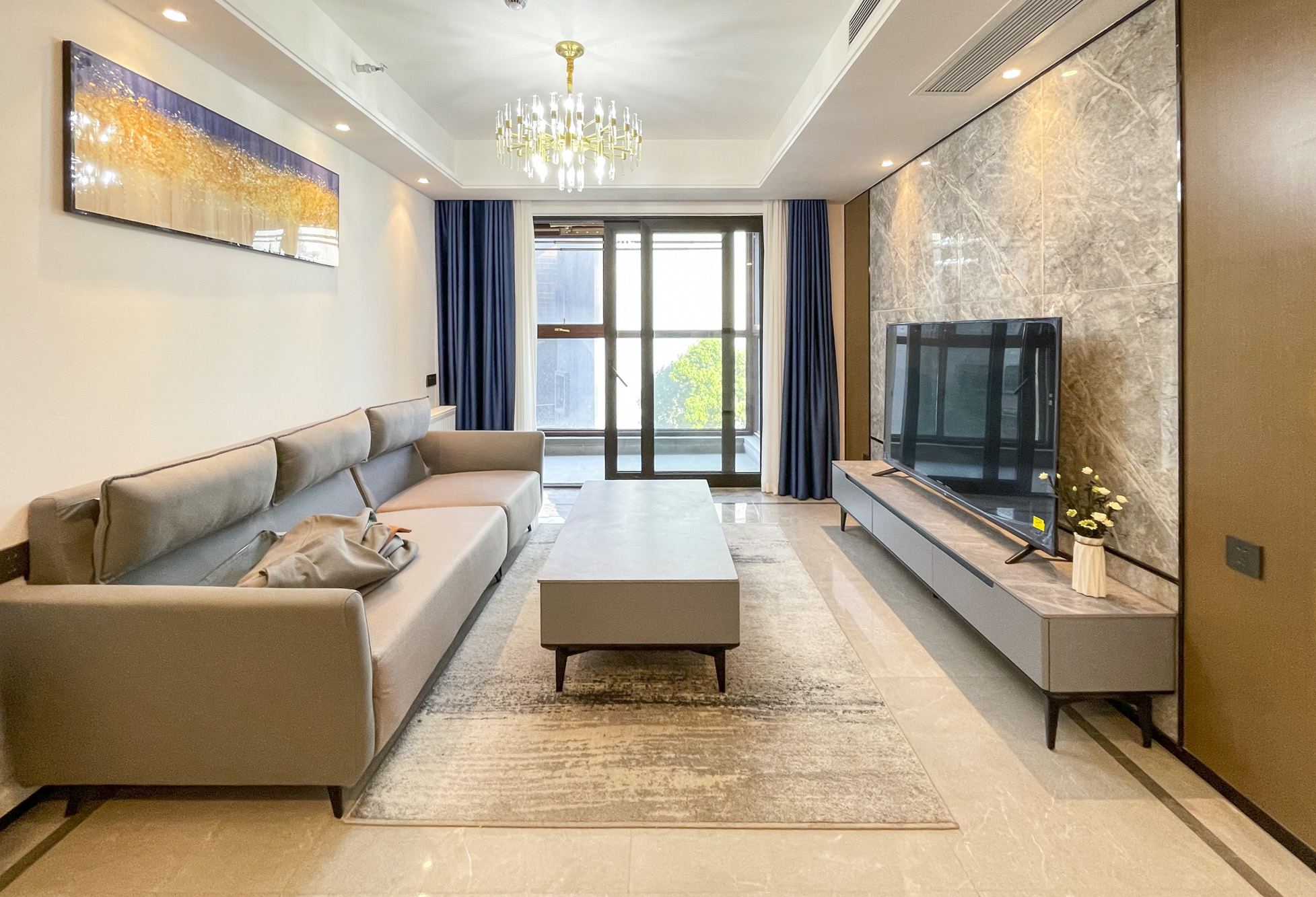 万科里金域国际 3室2厅2卫 198.00万 万科里金域国际 3室2厅2卫 198.00万客厅