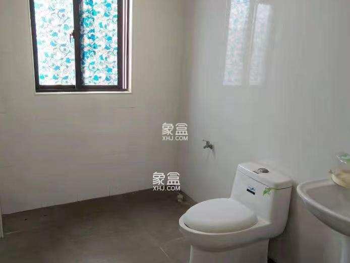 水岸春天 4室2厅1卫 63.8万 水岸春天 4室2厅1卫 63.8万室内图