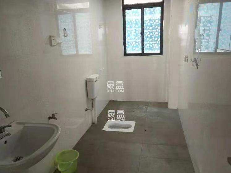 水岸春天 4室2厅1卫 63.8万 水岸春天 4室2厅1卫 63.8万室内图