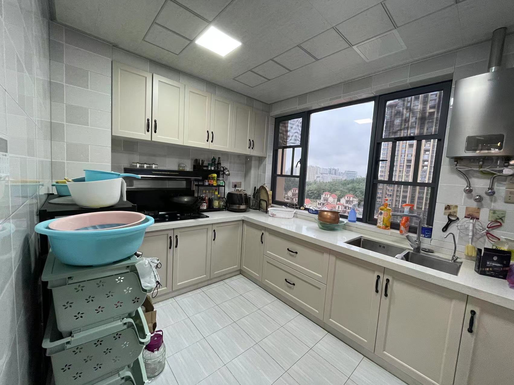 提香蓝岸 4室2厅2卫 130.0万 提香蓝岸 4室2厅2卫 130.0万室内图