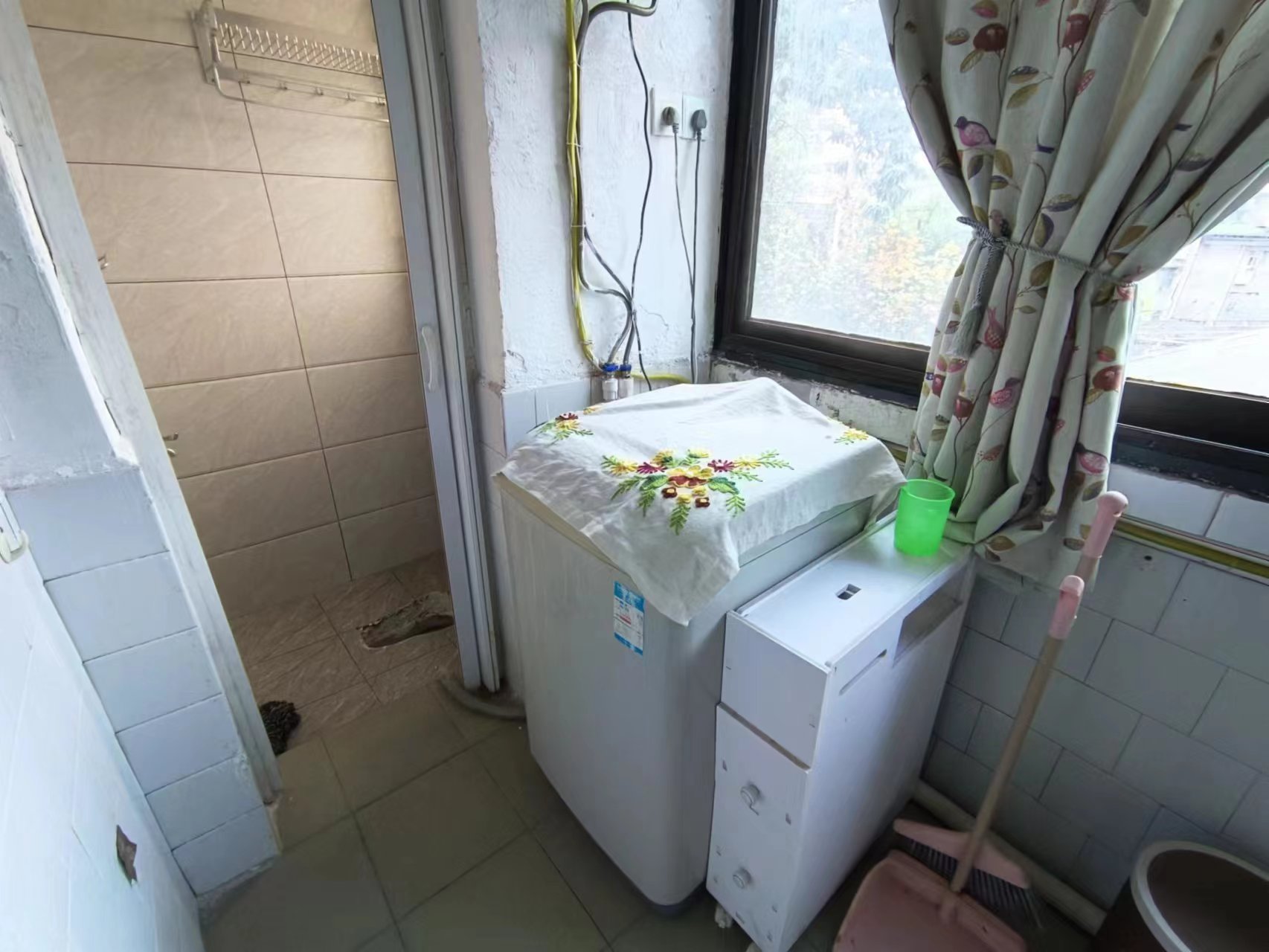 杉塘路散盘 2室2厅1卫 15.00万 杉塘路散盘 2室2厅1卫 15.00万室内图