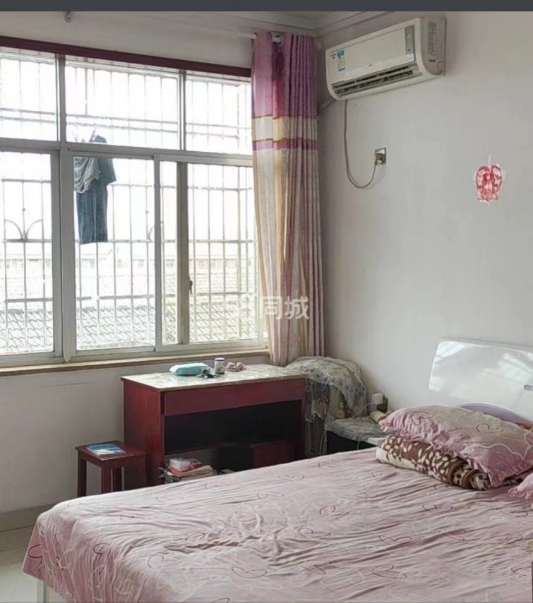 龟山湖小区  3室2厅1卫   1200.00元/月室内图