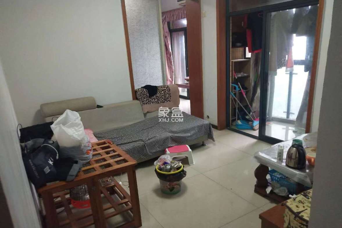 金虹中环一号(金虹大厦) 1室1厅1卫 1600.00元/月 金虹中环一号(金虹大厦) 1室1厅1卫 1600.00元/月室内图