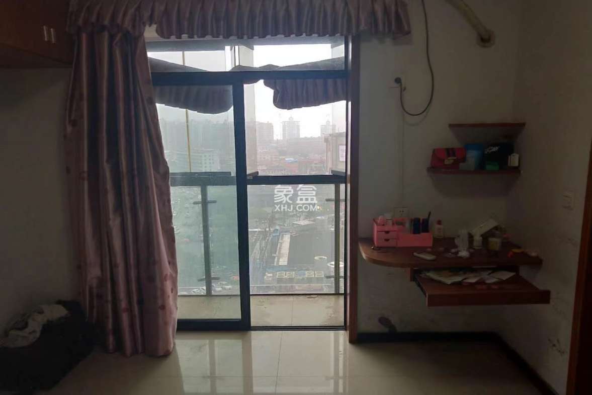 金虹中环一号(金虹大厦) 1室1厅1卫 1600.00元/月 金虹中环一号(金虹大厦) 1室1厅1卫 1600.00元/月室内图