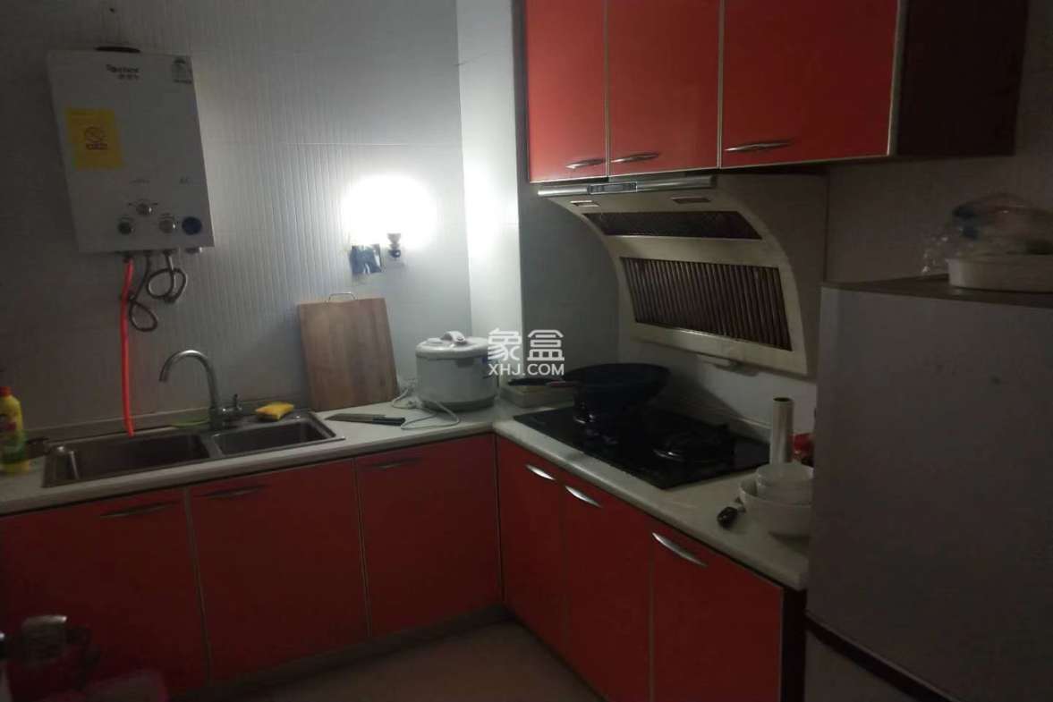 金虹中环一号(金虹大厦) 1室1厅1卫 1600.00元/月 金虹中环一号(金虹大厦) 1室1厅1卫 1600.00元/月室内图