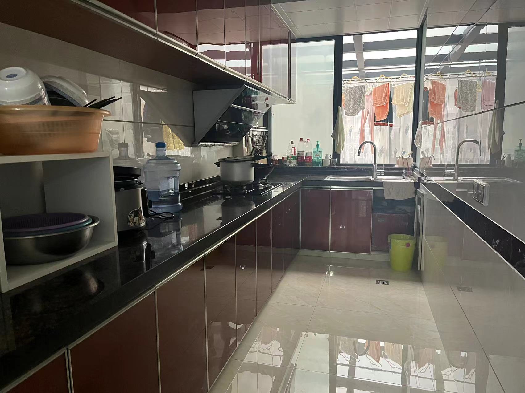 金色荷塘 4室2厅2卫 140.0万 金色荷塘 4室2厅2卫 140.0万室内图