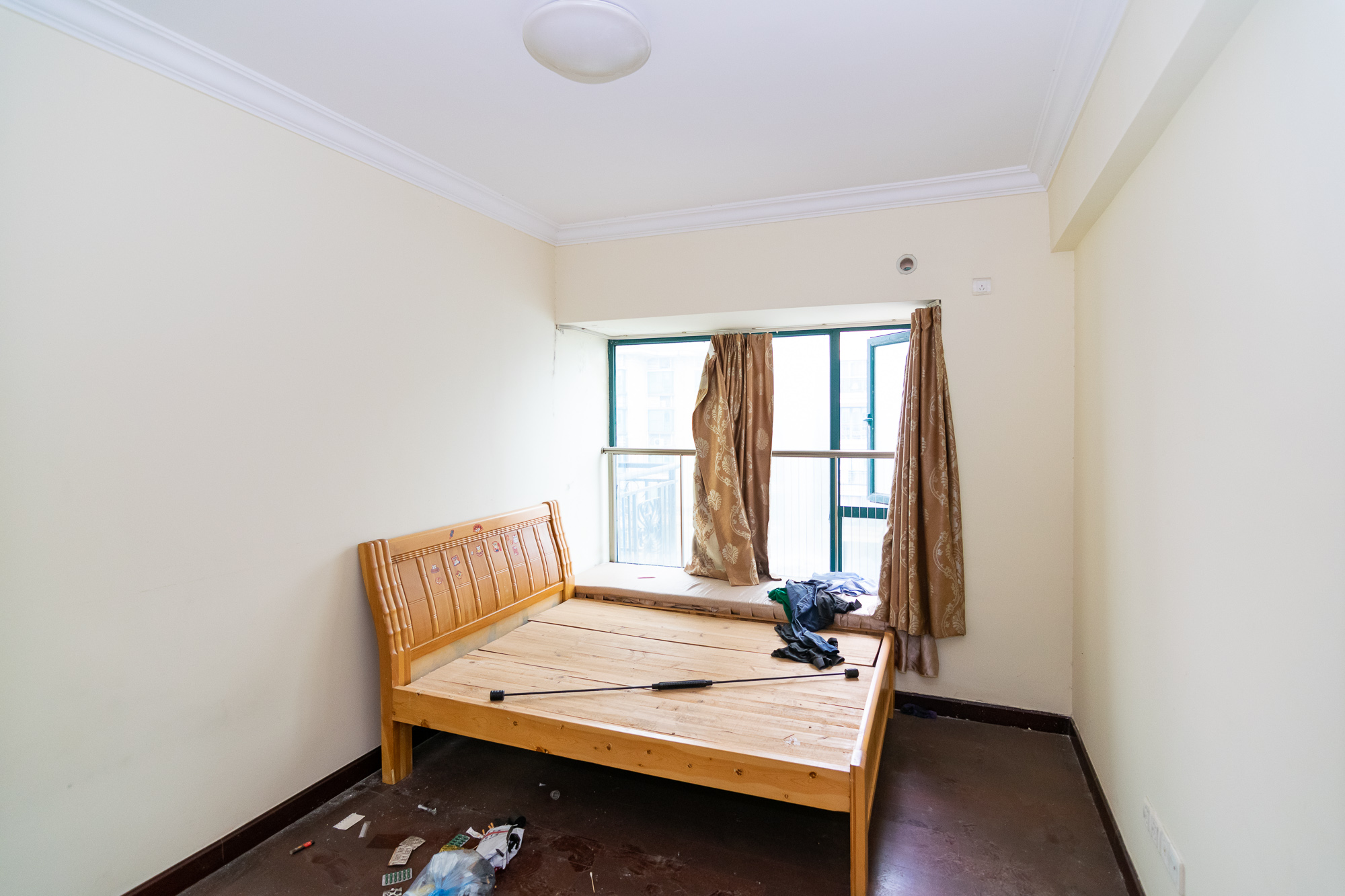 恒大名都 4室2厅1卫 105.00万 恒大名都 4室2厅1卫 105.00万卧室