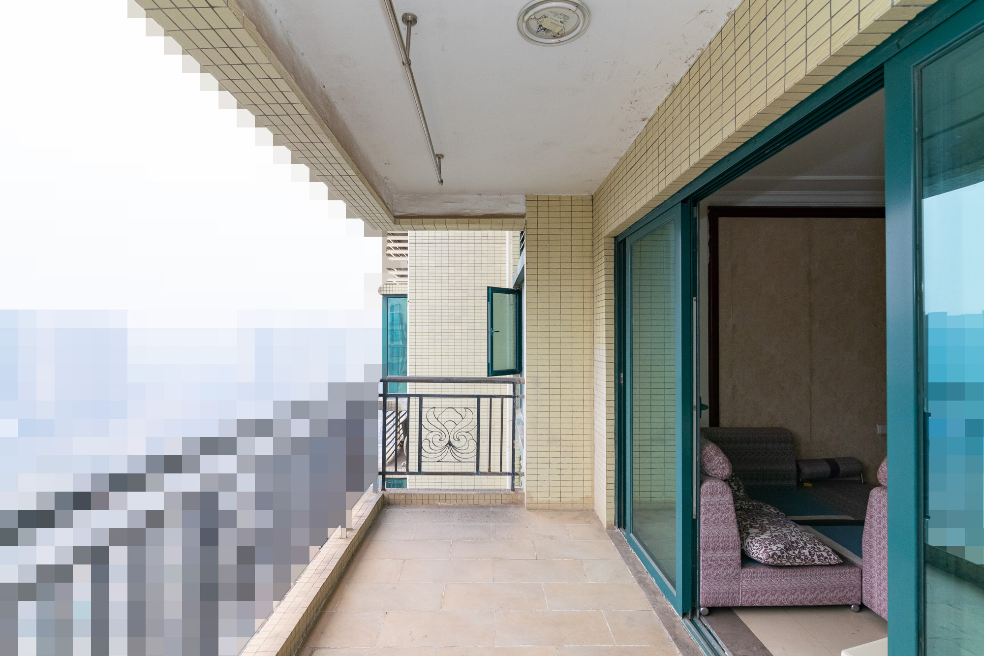 恒大名都 4室2厅1卫 105.00万 恒大名都 4室2厅1卫 105.00万阳台