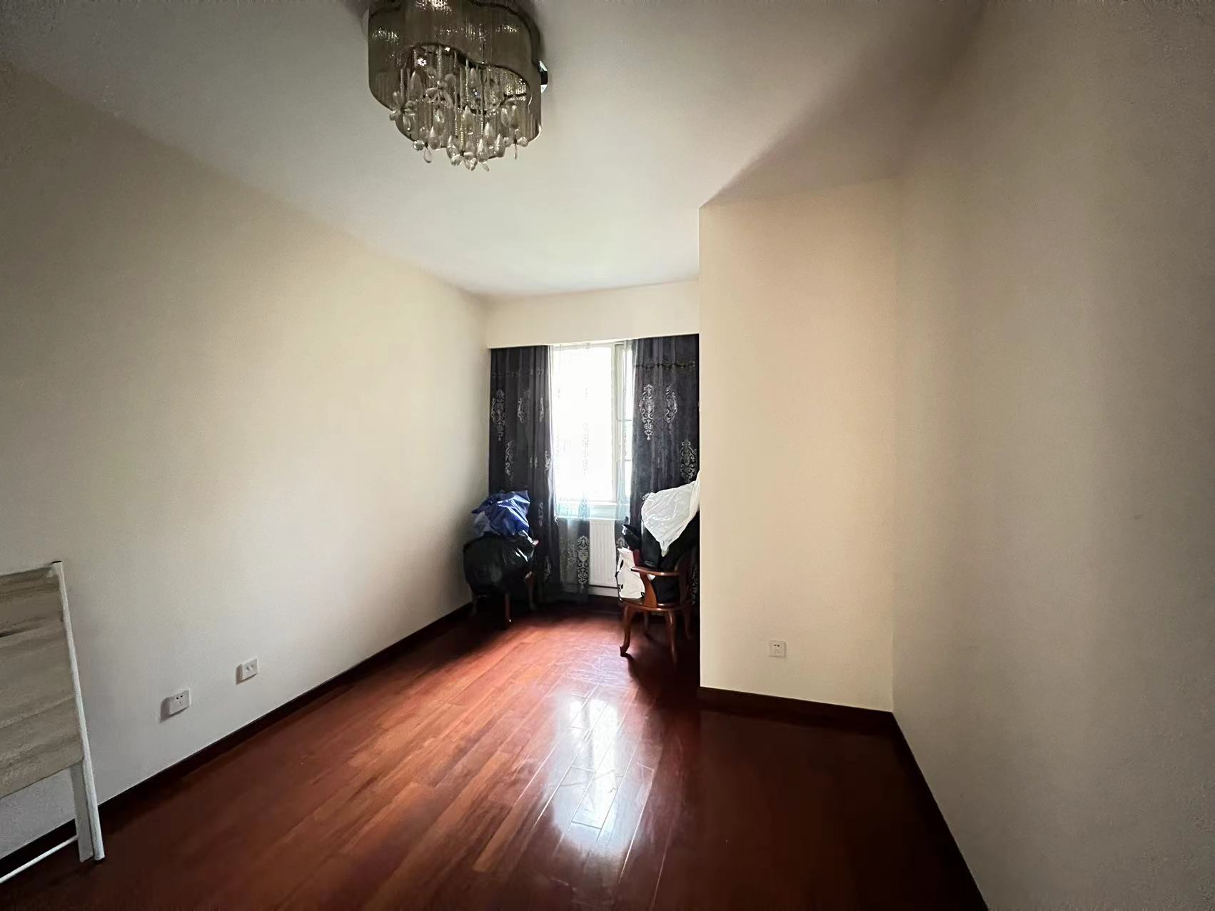 晋合湘水湾一期 4室2厅2卫 180.00万 晋合湘水湾一期 4室2厅2卫 180.00万室内图