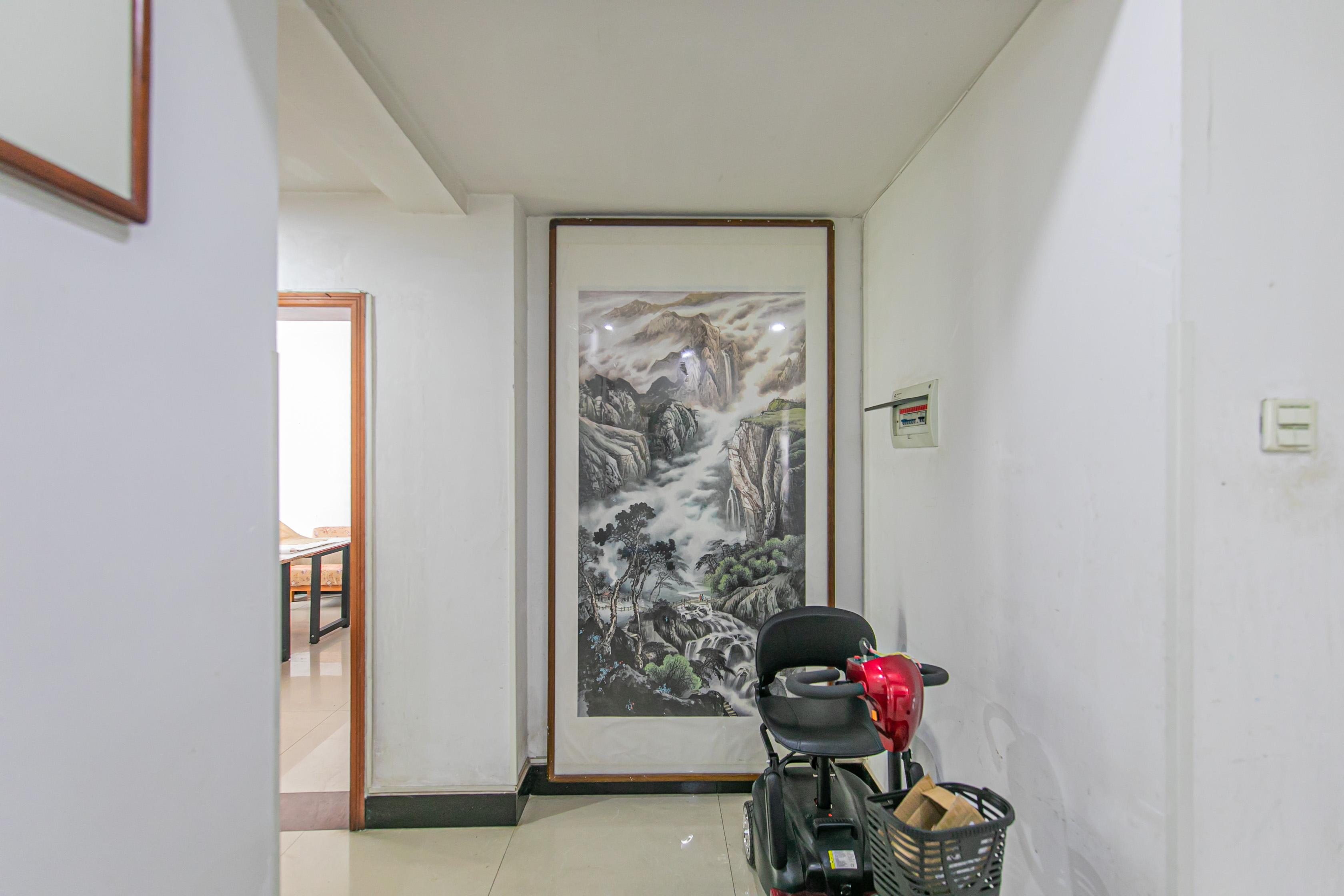 广泰家园  4室2厅2卫    89.99万其他