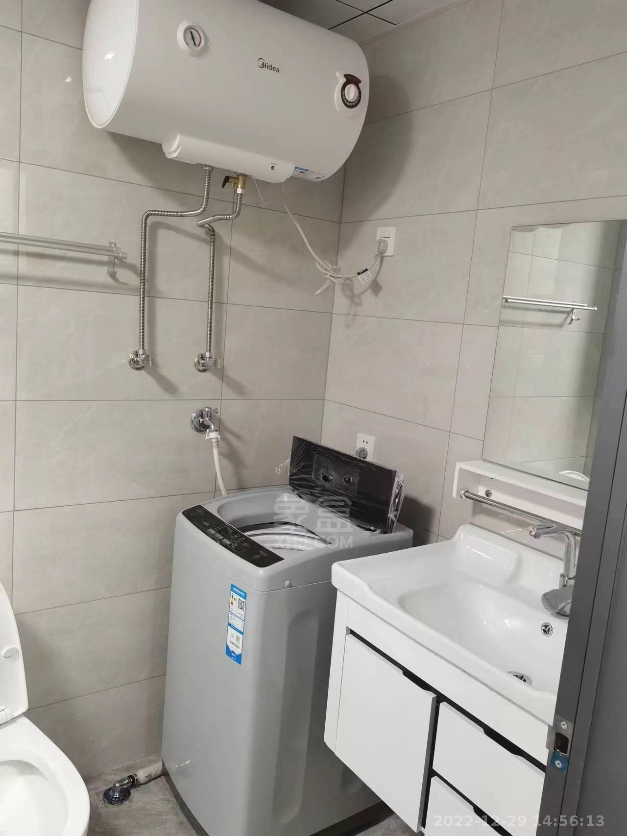 日盛大厦  1室1厅1卫   1700.00元/月室内图