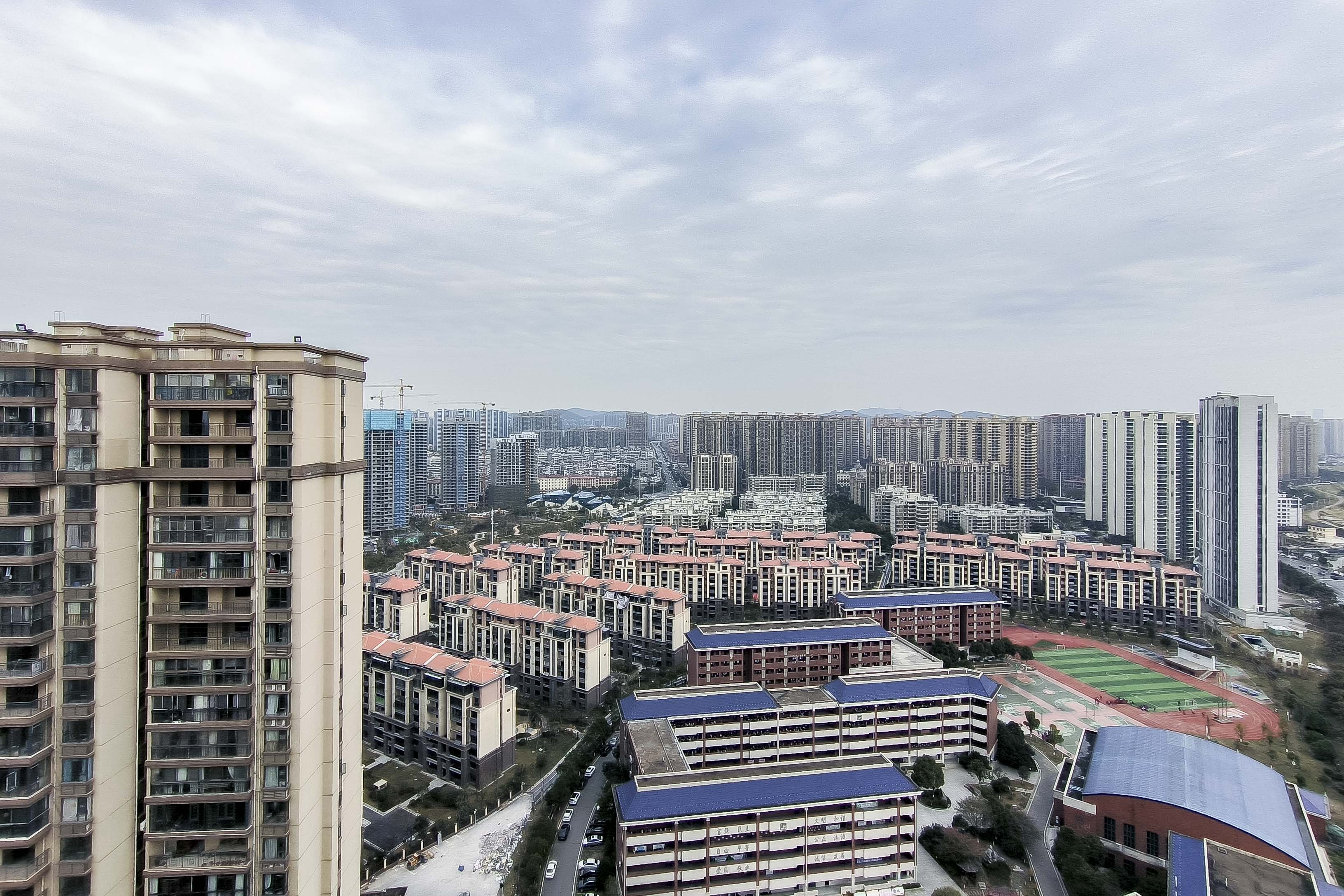 江山帝景雅典  3室2厅2卫    145.0万阳台