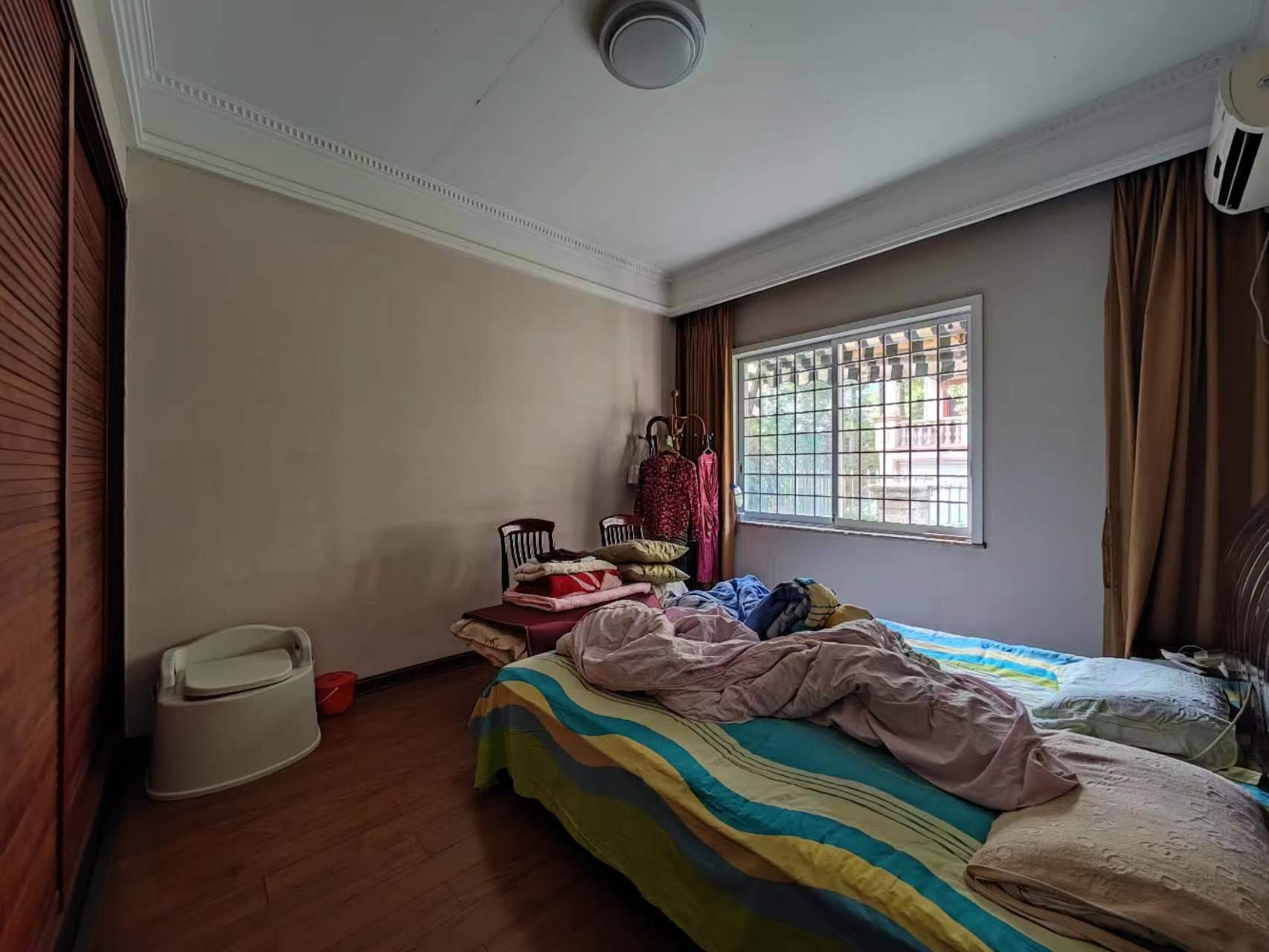 碧玉花园别墅 4室2厅1卫 310.0万 碧玉花园别墅 4室2厅1卫 310.0万室内图