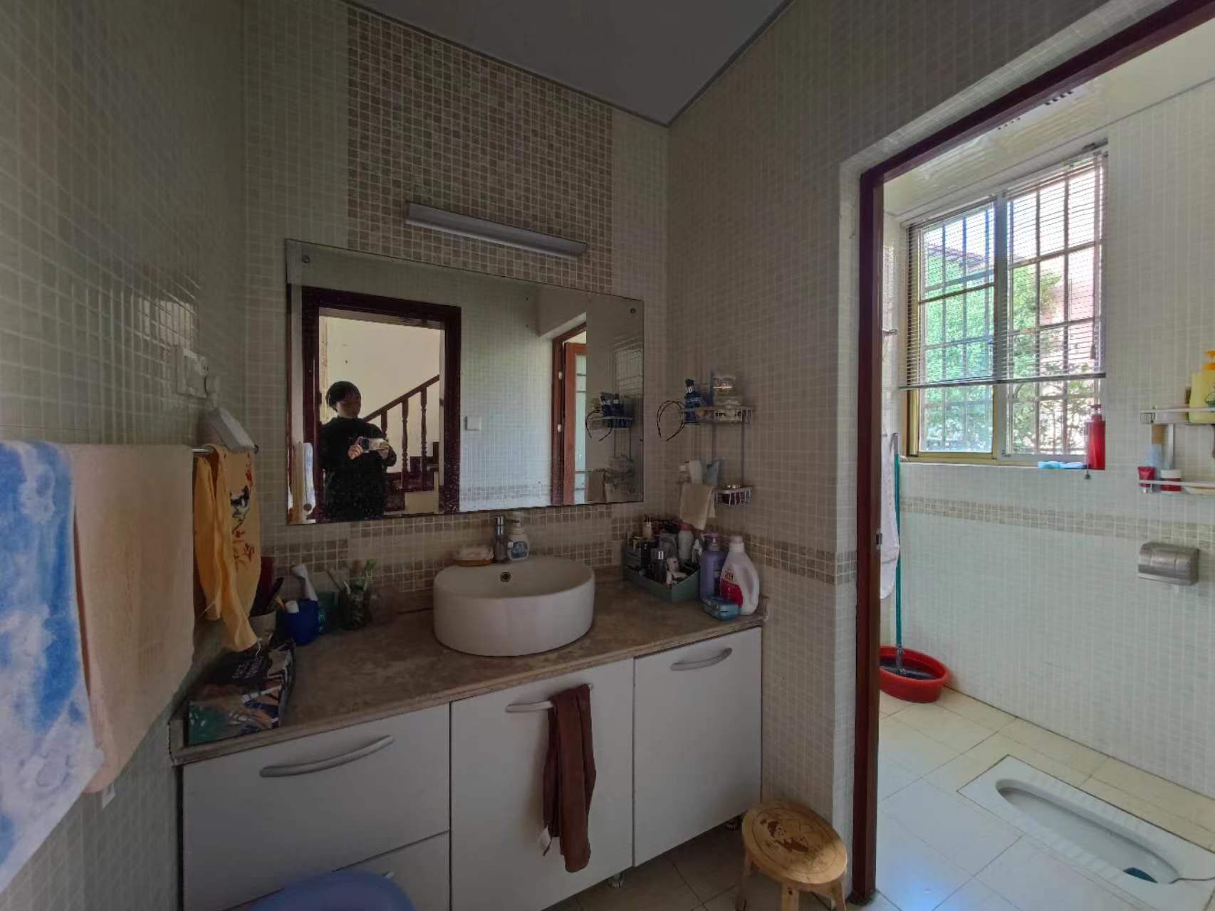 碧玉花园别墅 4室2厅1卫 310.0万 碧玉花园别墅 4室2厅1卫 310.0万室内图