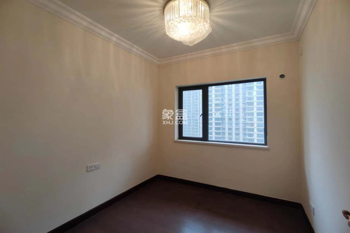 恒大华府 4室2厅2卫 93.8万 恒大华府 4室2厅2卫 93.8万室内图