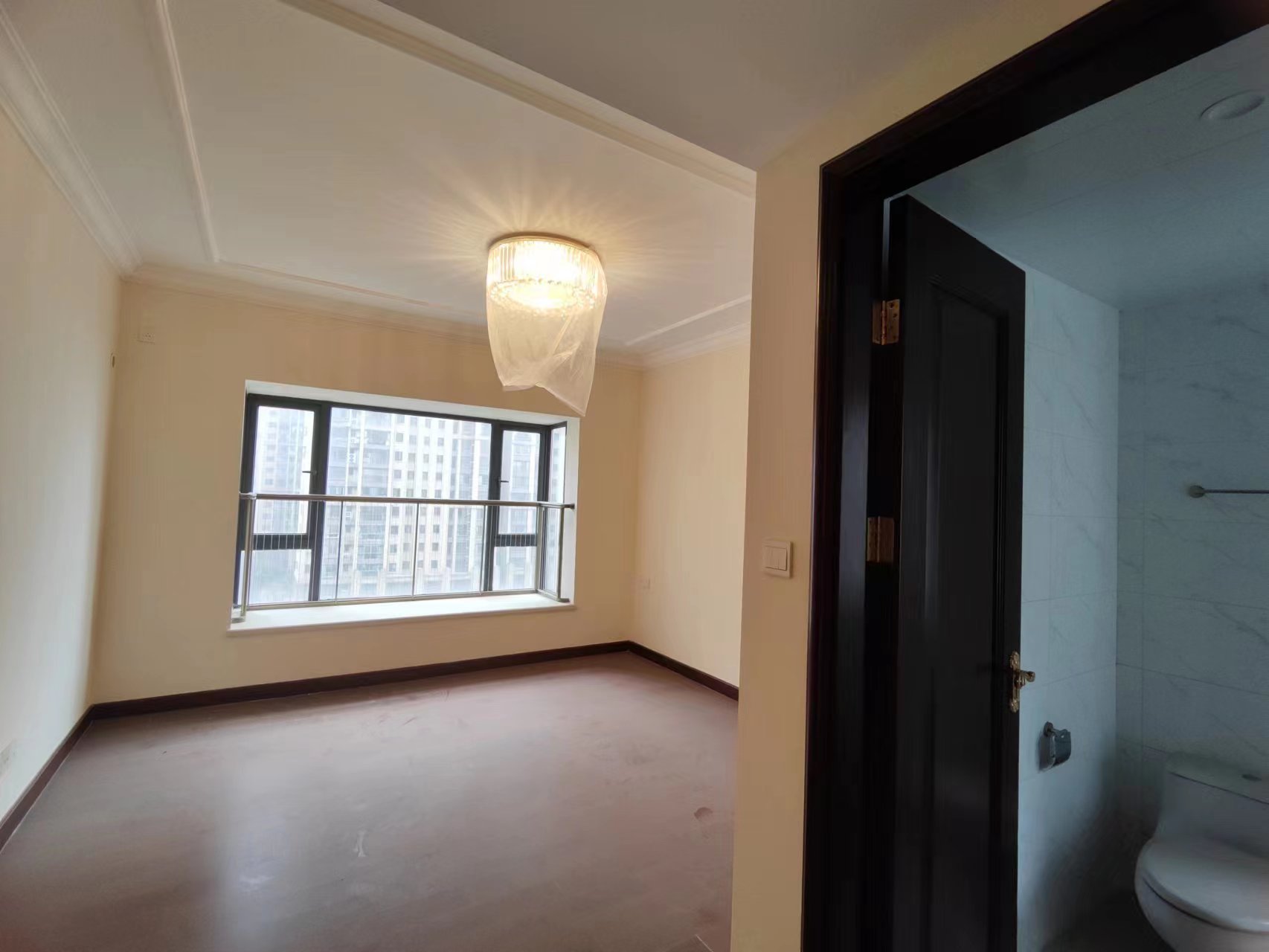 恒大华府 4室2厅2卫 93.8万 恒大华府 4室2厅2卫 93.8万室内图