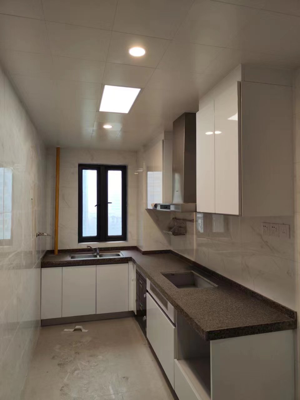 恒大华府 4室2厅2卫 93.8万 恒大华府 4室2厅2卫 93.8万室内图