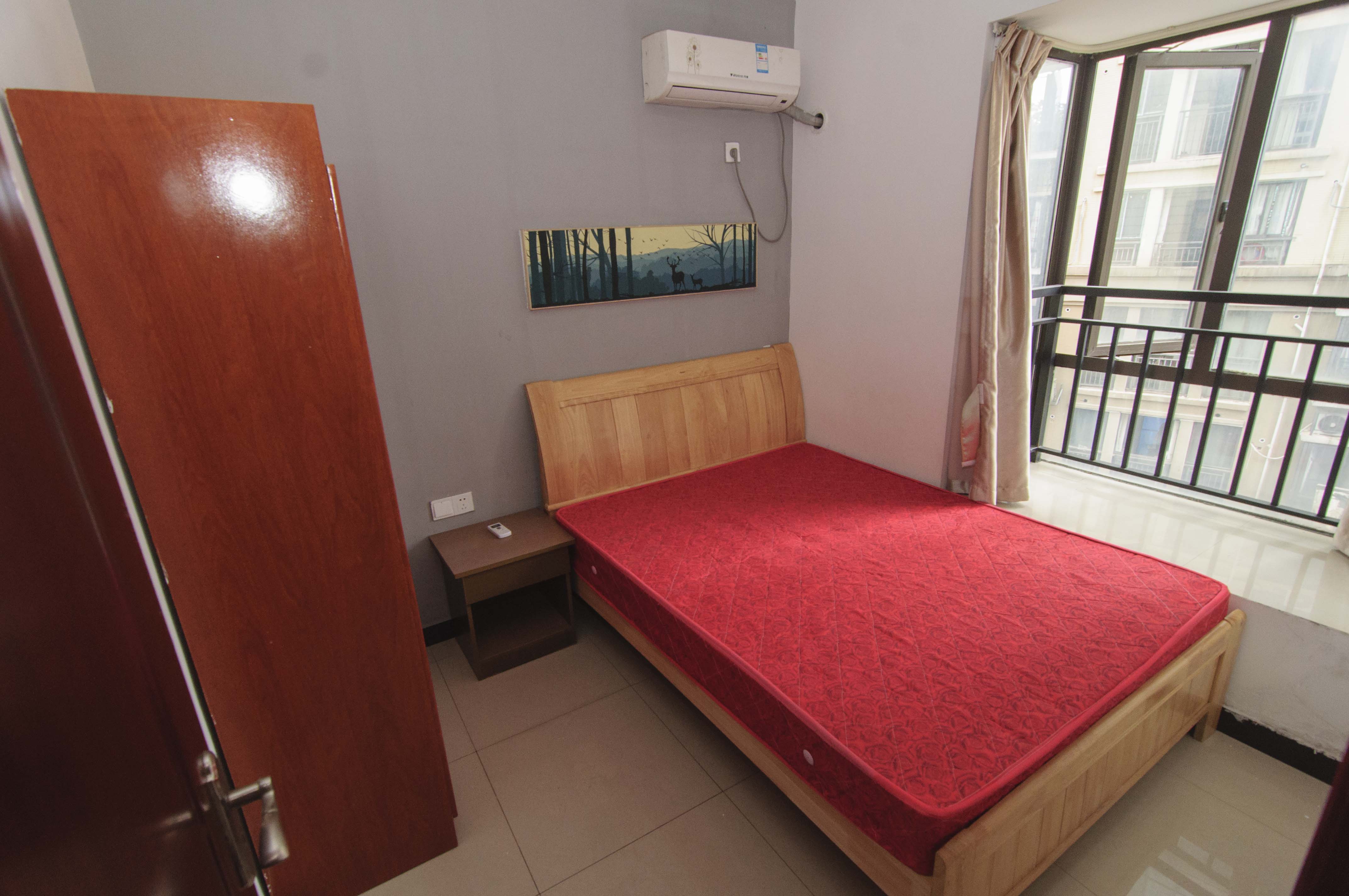 钱隆樽品(一、二、三期)  2室1厅1卫    65.0万卧室