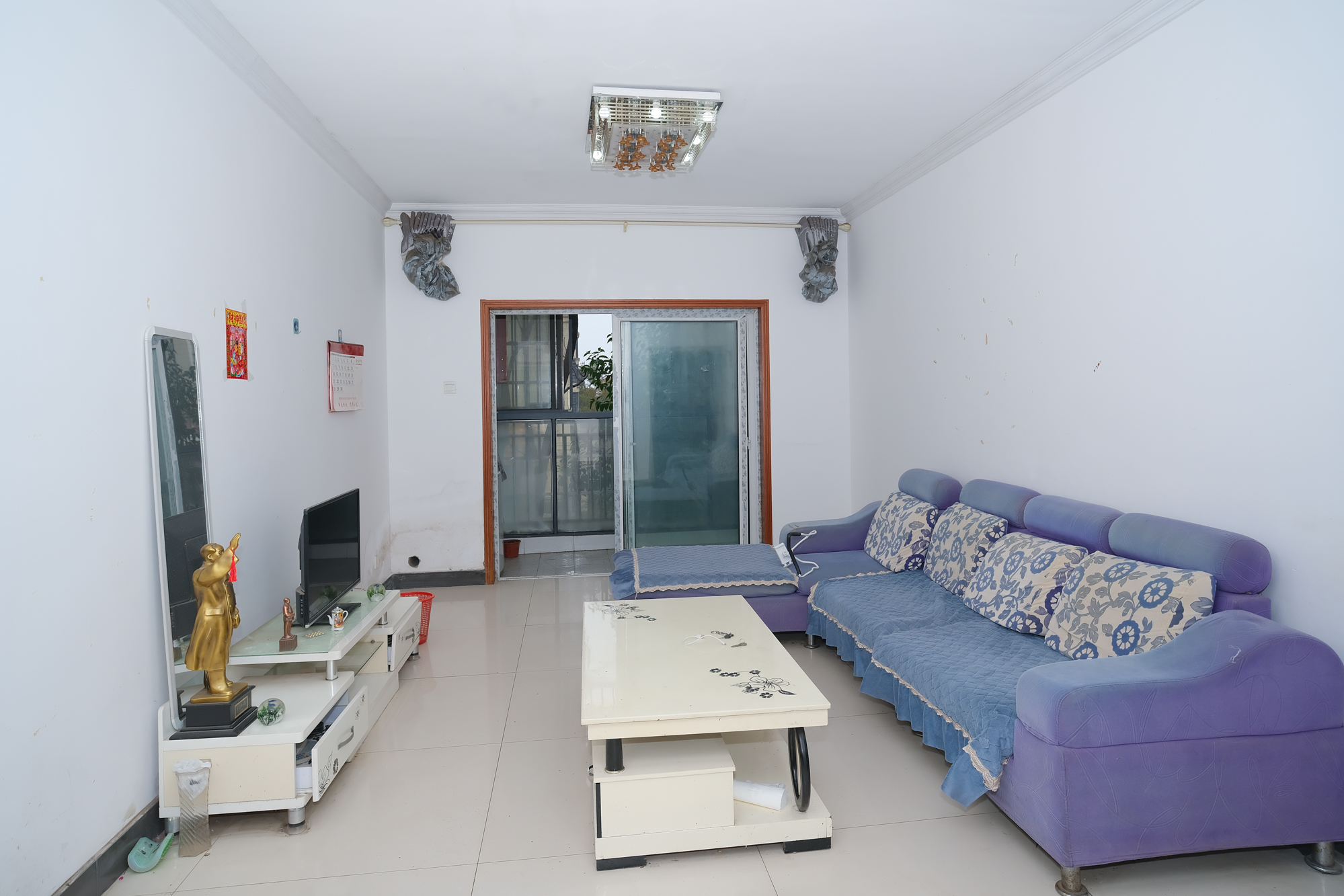 山水湾  3室2厅1卫    56.8万 山水湾  3室2厅1卫    56.8万客厅