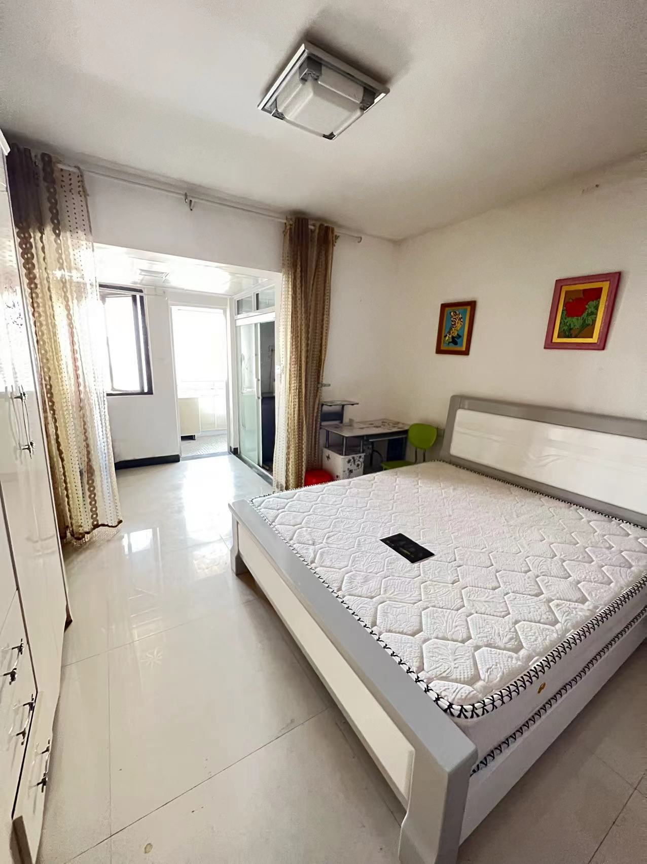 龙泰上品 1室1厅1卫 1000.00元/月 龙泰上品 1室1厅1卫 1000.00元/月室内图