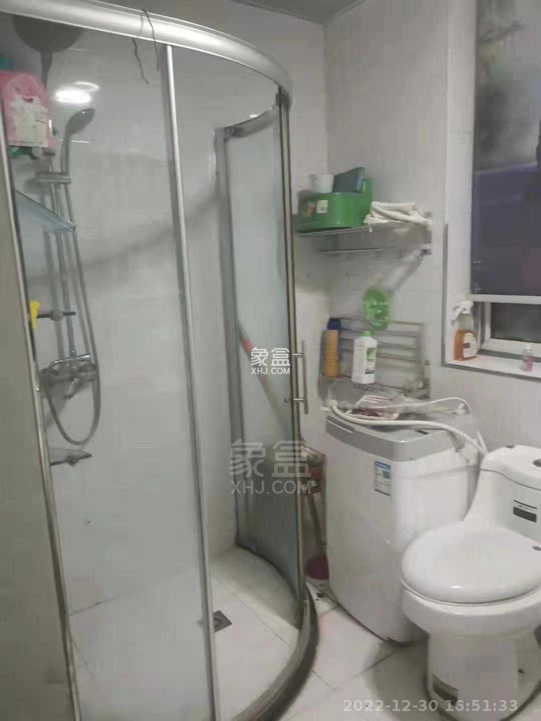天泰喜梅小区  3室2厅2卫   2000.00元/月室内图