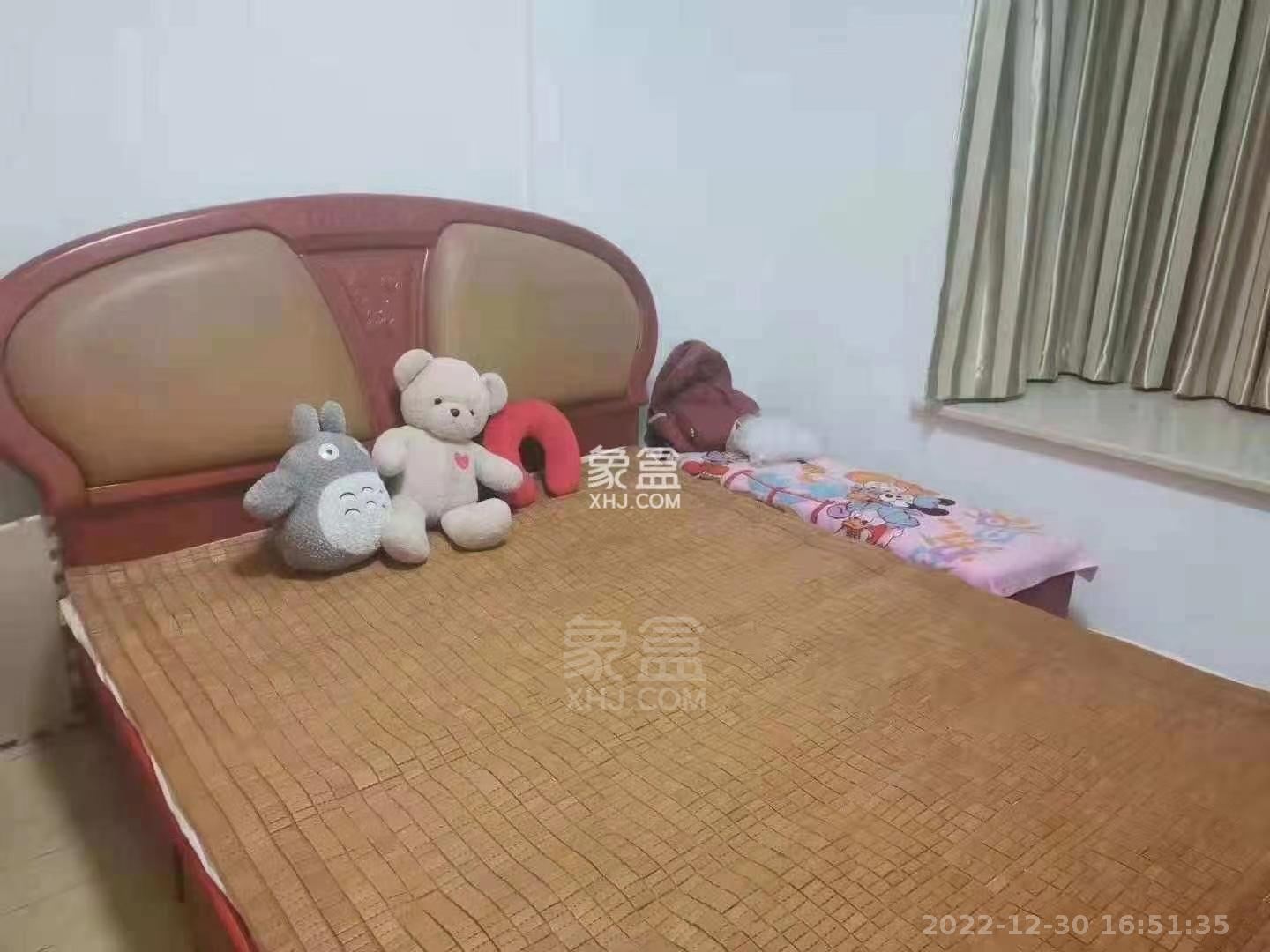 天泰喜梅小区  3室2厅2卫   2000.00元/月室内图