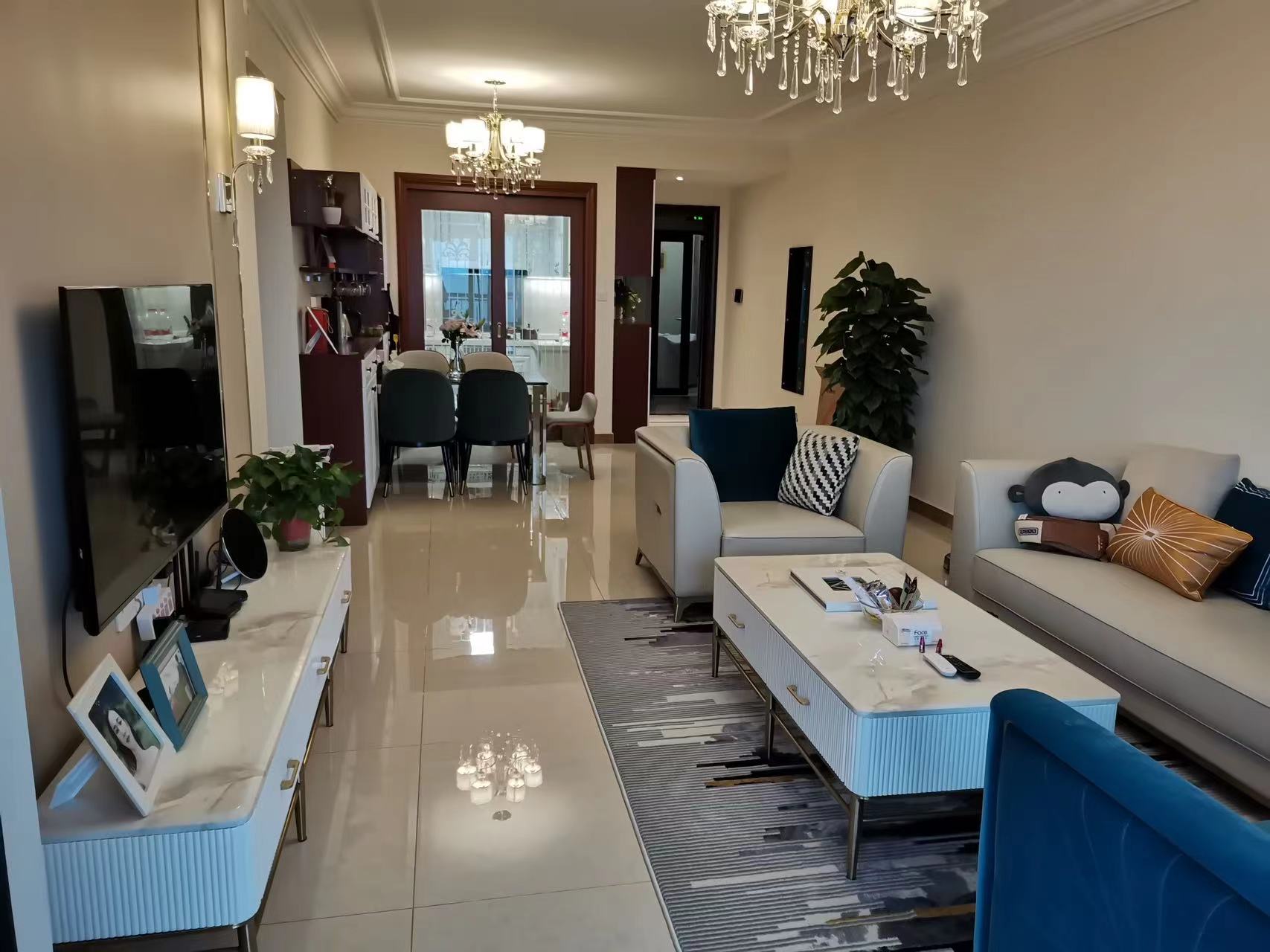 恒大华府 3室2厅2卫 108.0万 恒大华府 3室2厅2卫 108.0万室内图