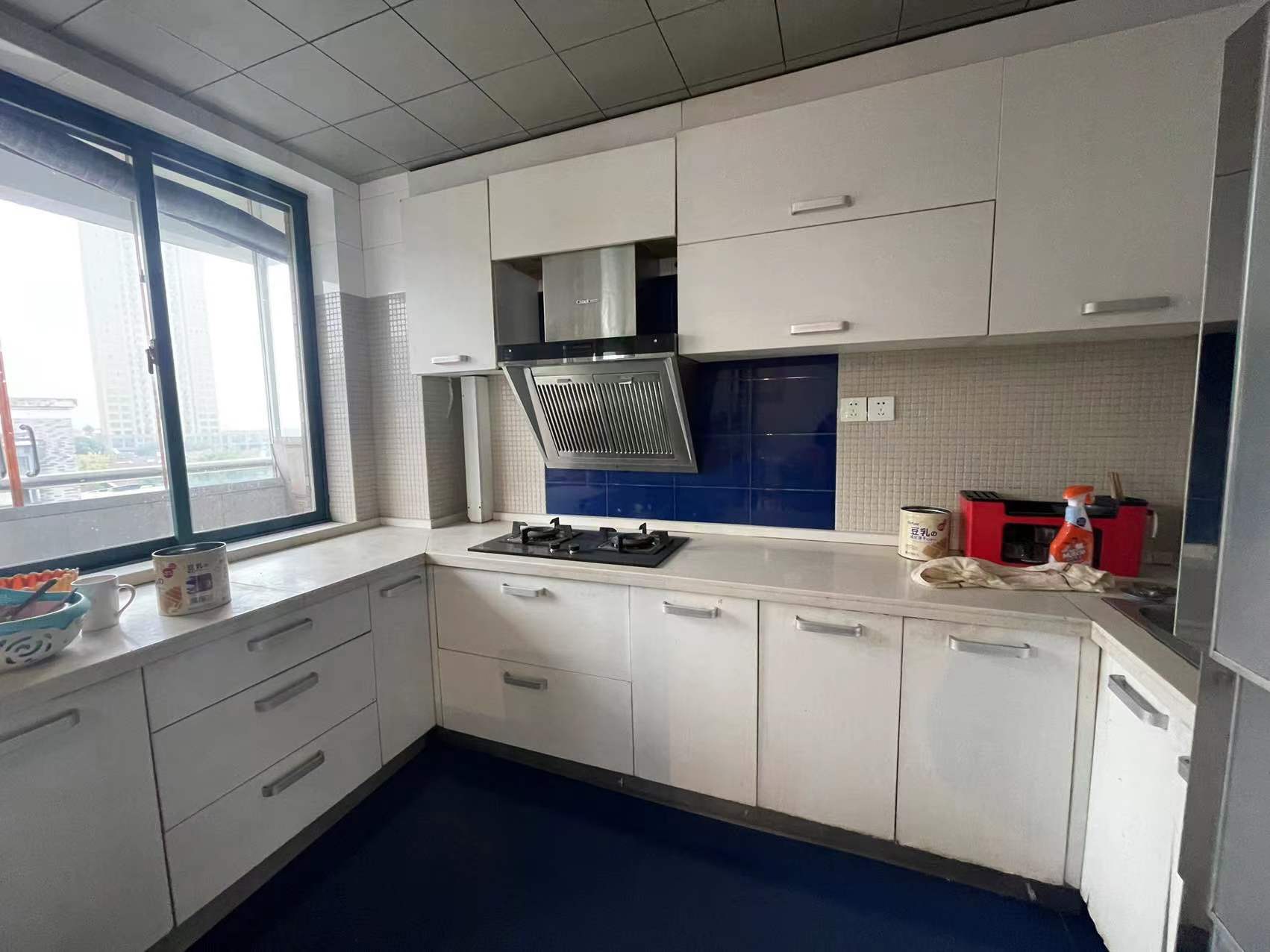 海创明珠花园 3室2厅2卫 56.00万 海创明珠花园 3室2厅2卫 56.00万室内图