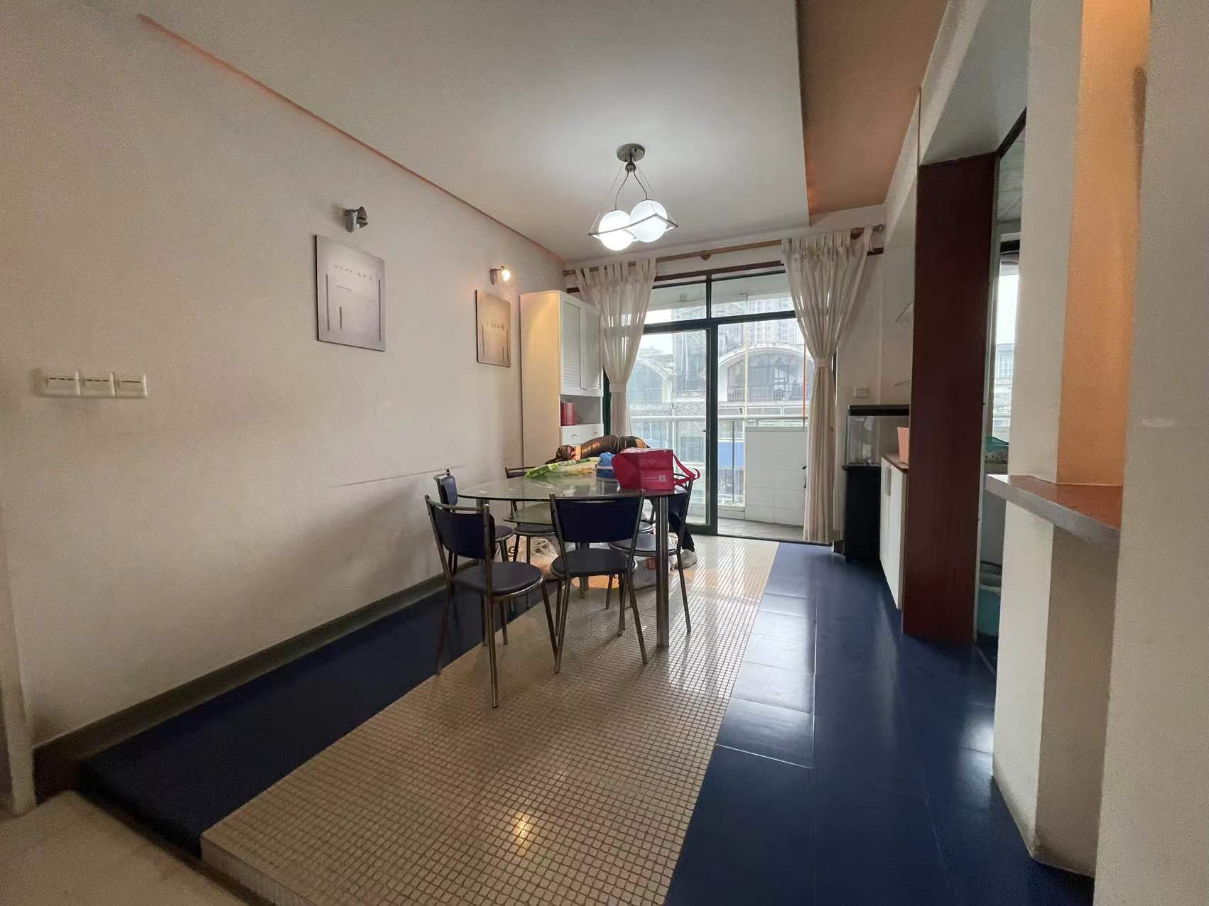 海创明珠花园 3室2厅2卫 56.00万 海创明珠花园 3室2厅2卫 56.00万室内图