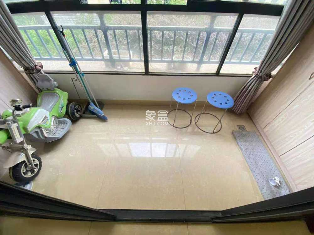 新桂广场 2室2厅1卫 56.8万 新桂广场 2室2厅1卫 56.8万室内图