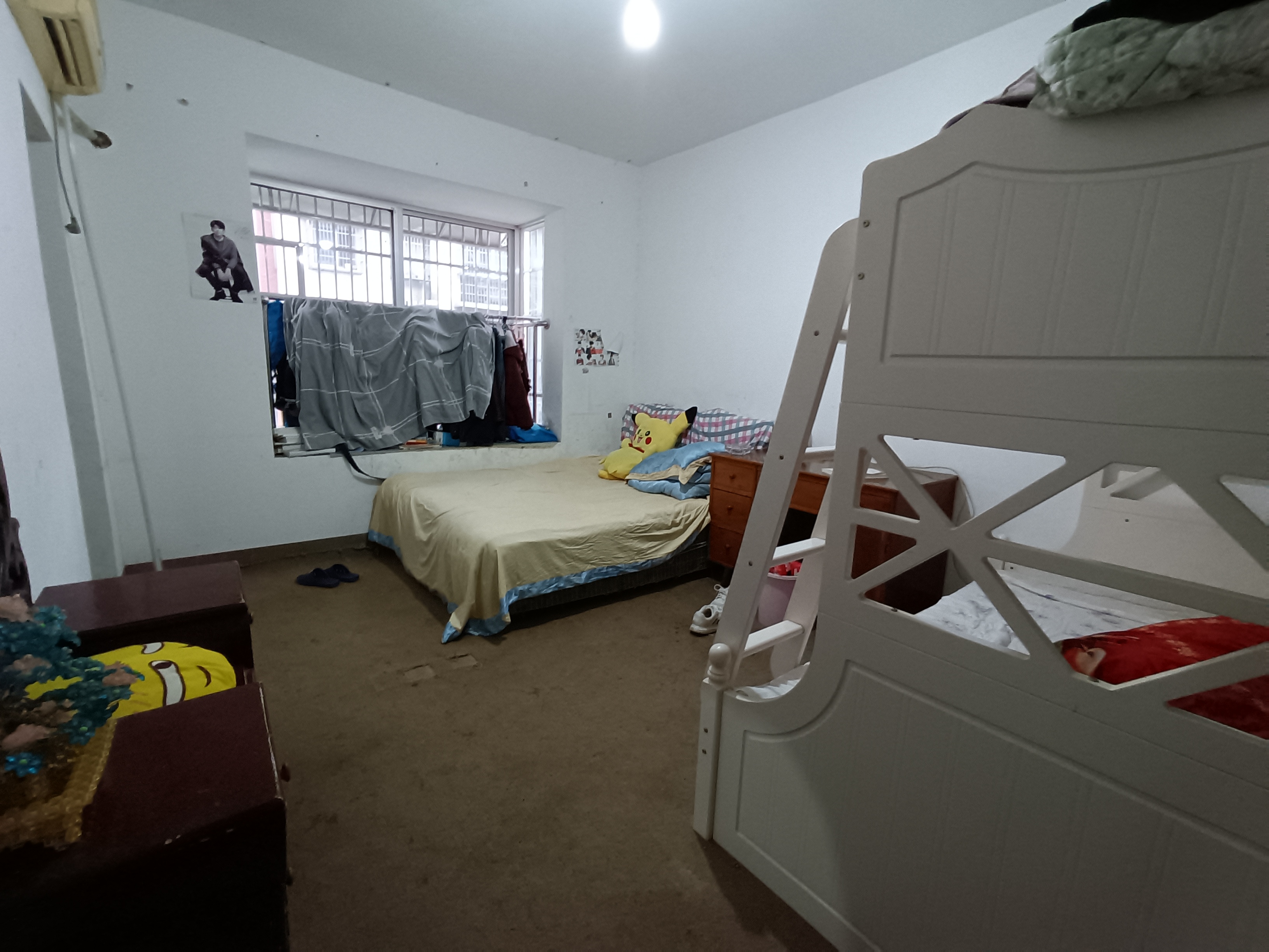 新泰小区  4室2厅2卫   60.00万室内图