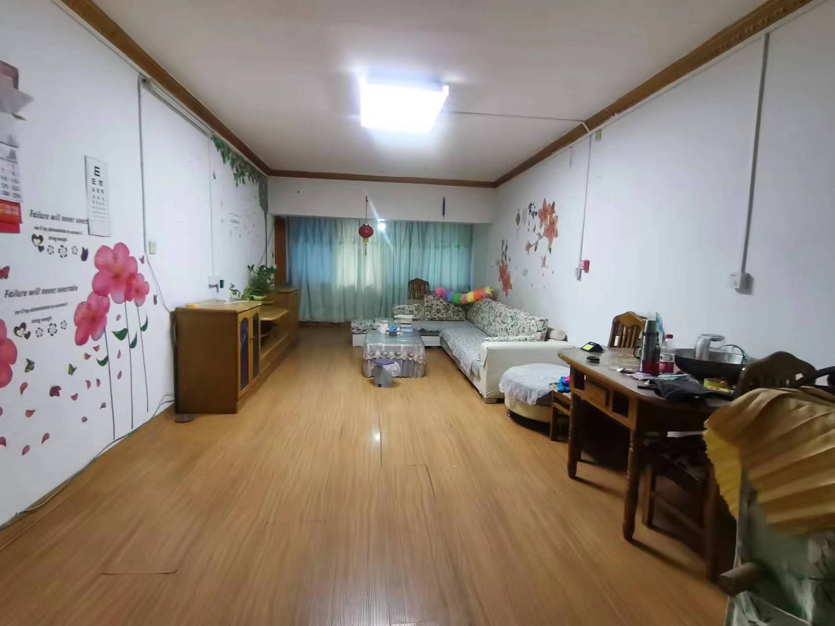 天鹅花园  2室2厅1卫   39.80万室内图