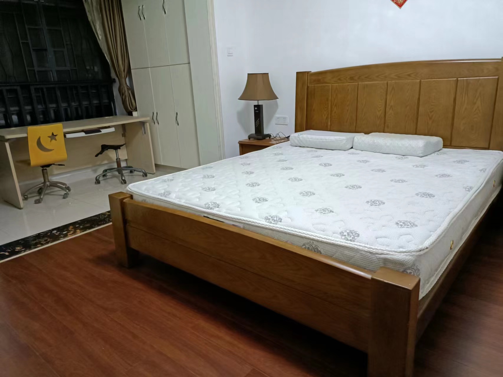 泰山公馆 3室2厅1卫 85.0万 泰山公馆 3室2厅1卫 85.0万室内图