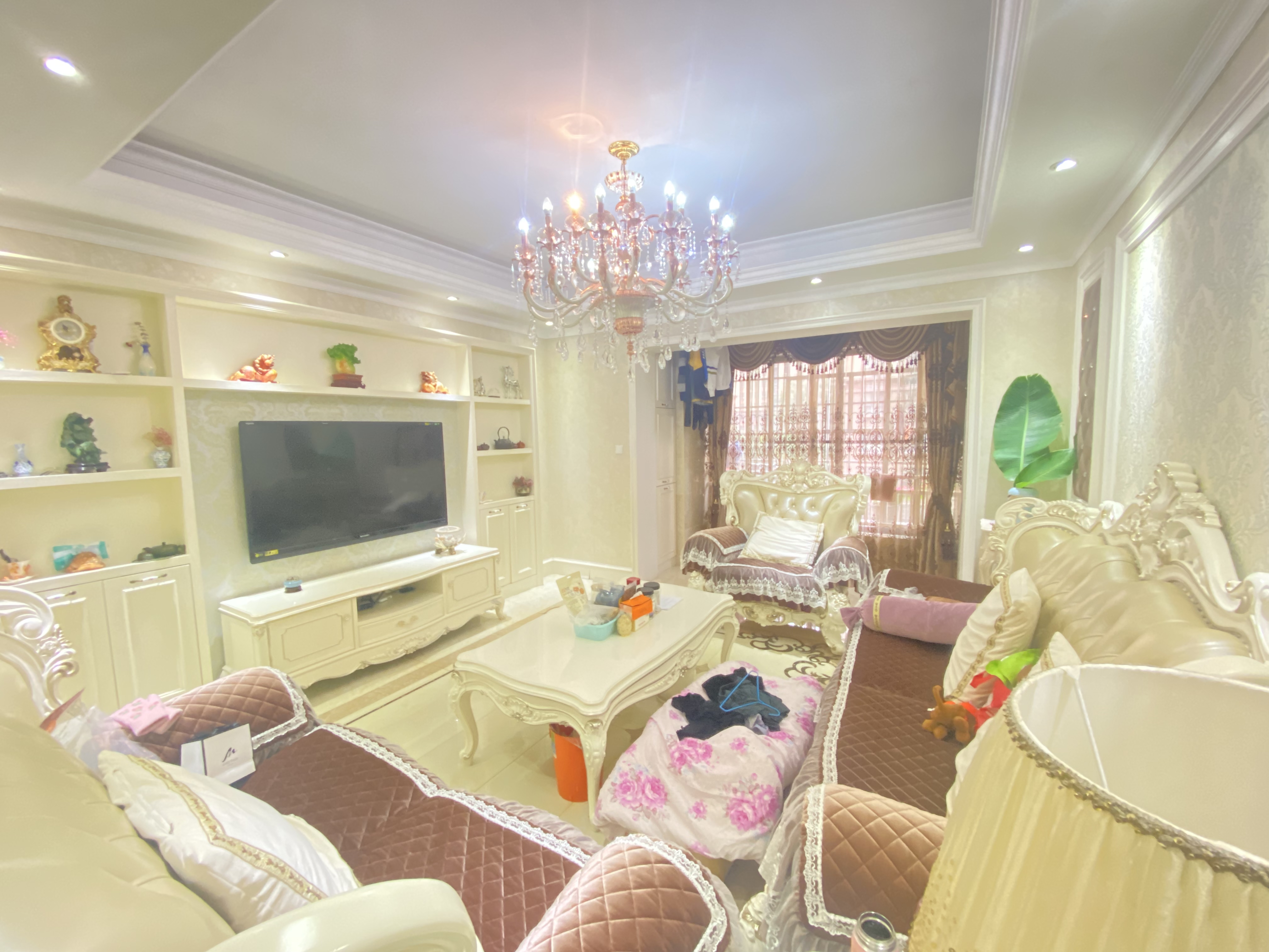 金色荷塘 3室2厅2卫 110.0万 金色荷塘 3室2厅2卫 110.0万室内图