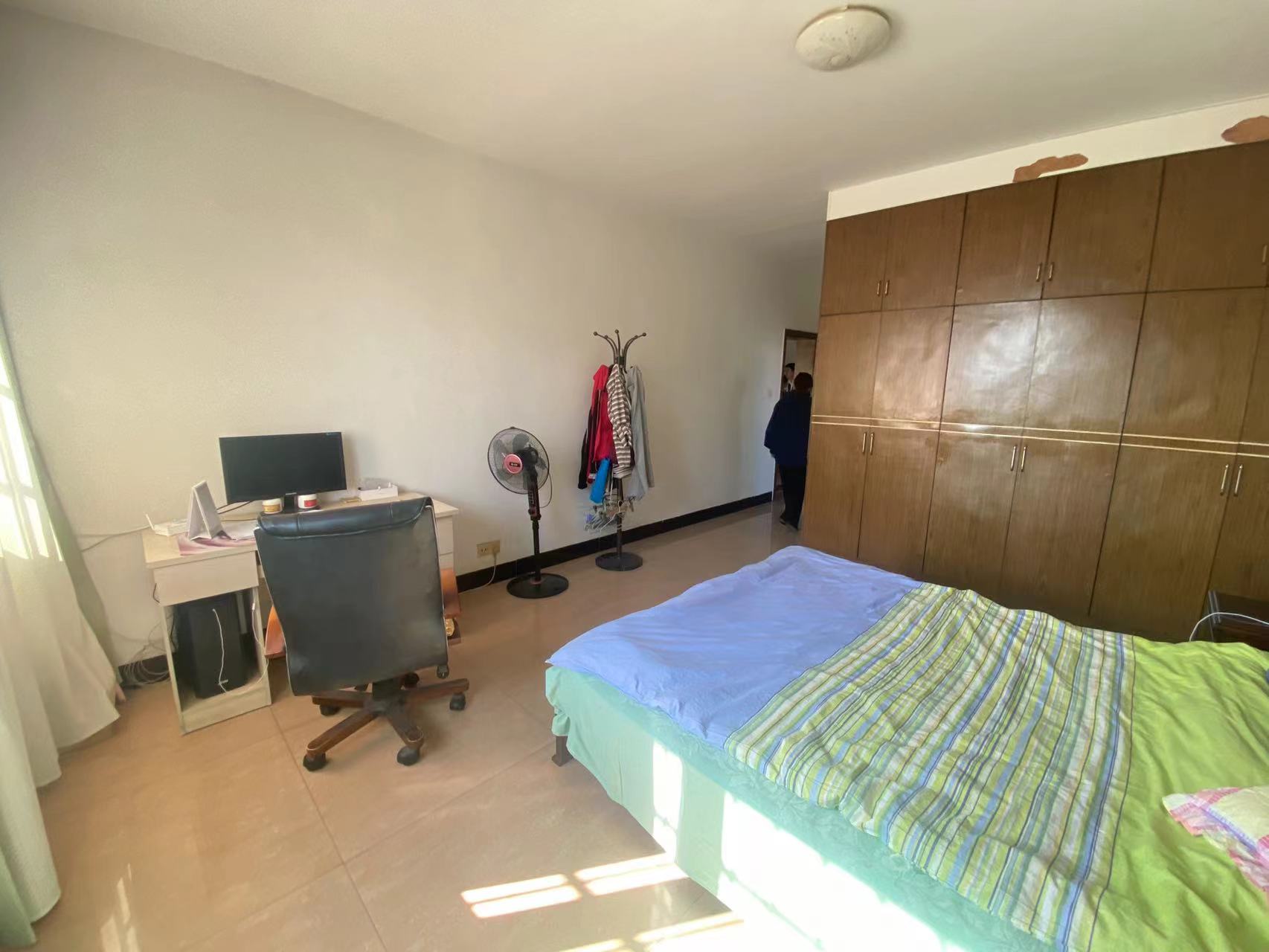 东城家园一期 3室2厅1卫 43.8万 东城家园一期 3室2厅1卫 43.8万室内图