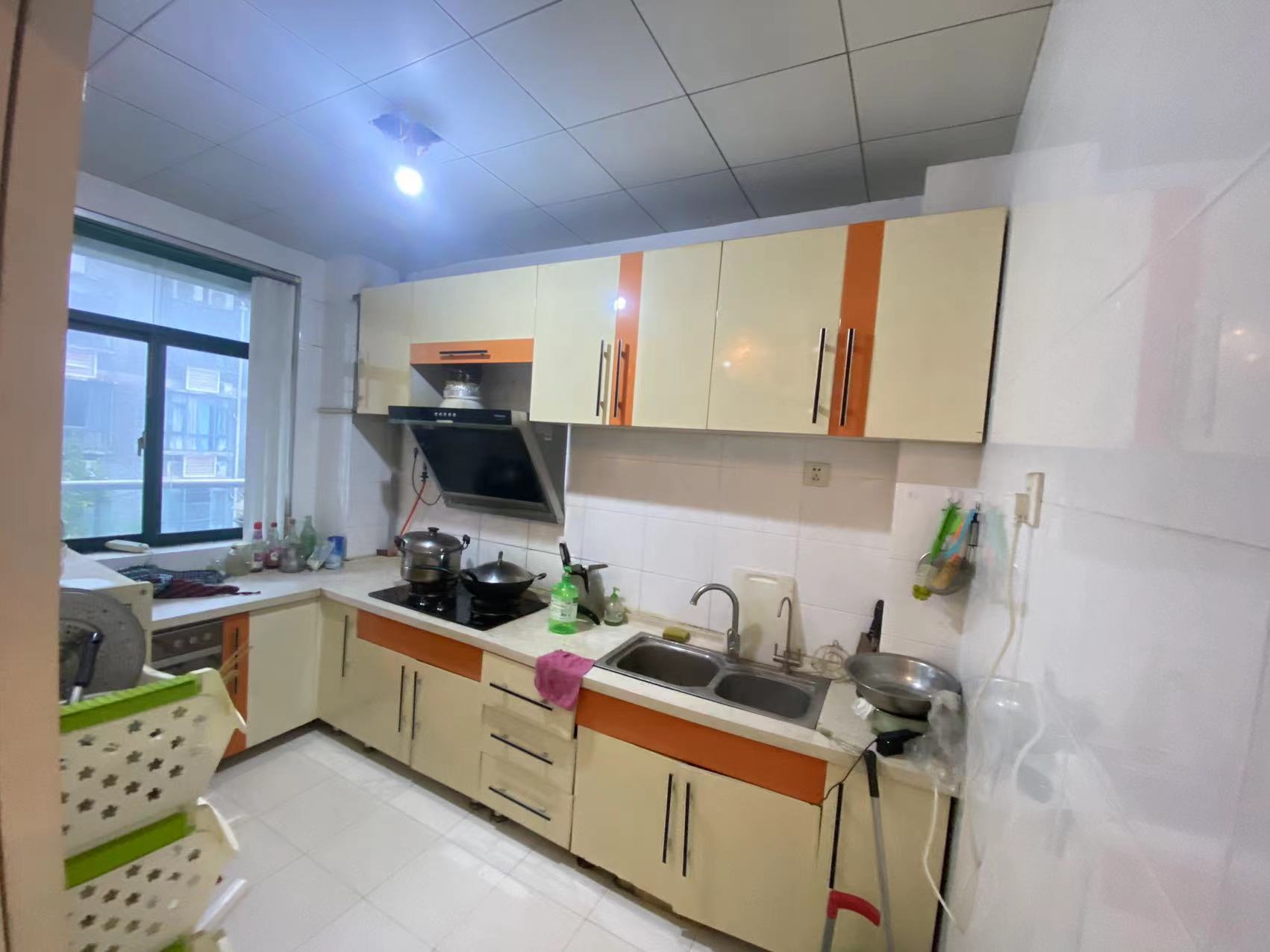 海创明珠花园 3室2厅2卫 68.0万 海创明珠花园 3室2厅2卫 68.0万室内图