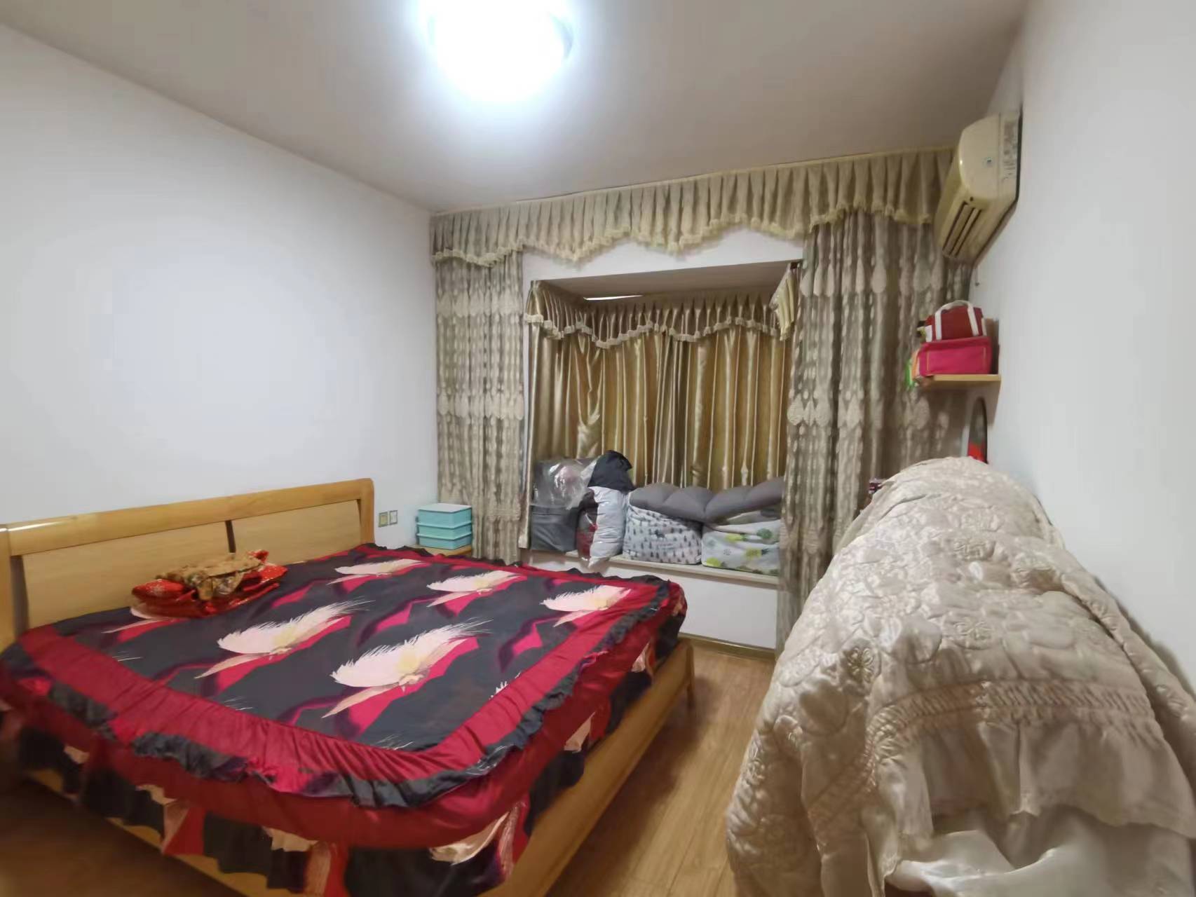 百合嘉园  3室2厅2卫    55.0万 百合嘉园  3室2厅2卫    55.0万室内图