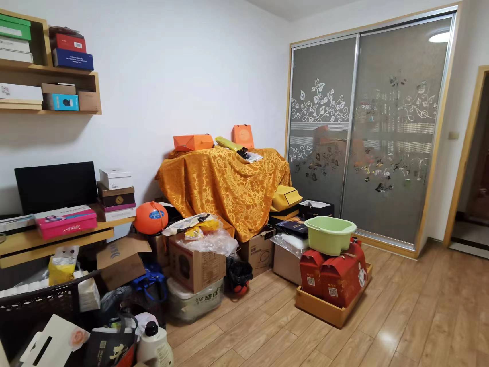 百合嘉园  3室2厅2卫    55.0万 百合嘉园  3室2厅2卫    55.0万室内图