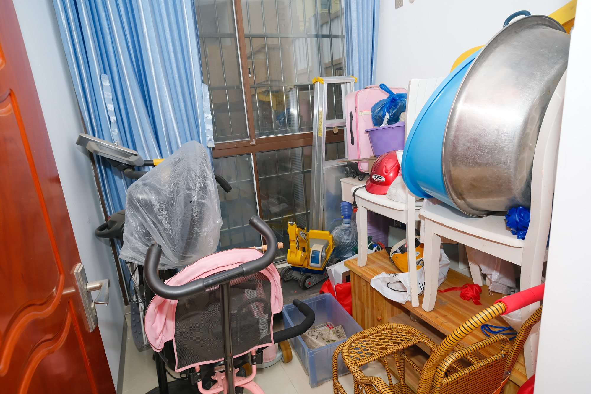 盛地春天里  3室2厅1卫    67.99万卧室