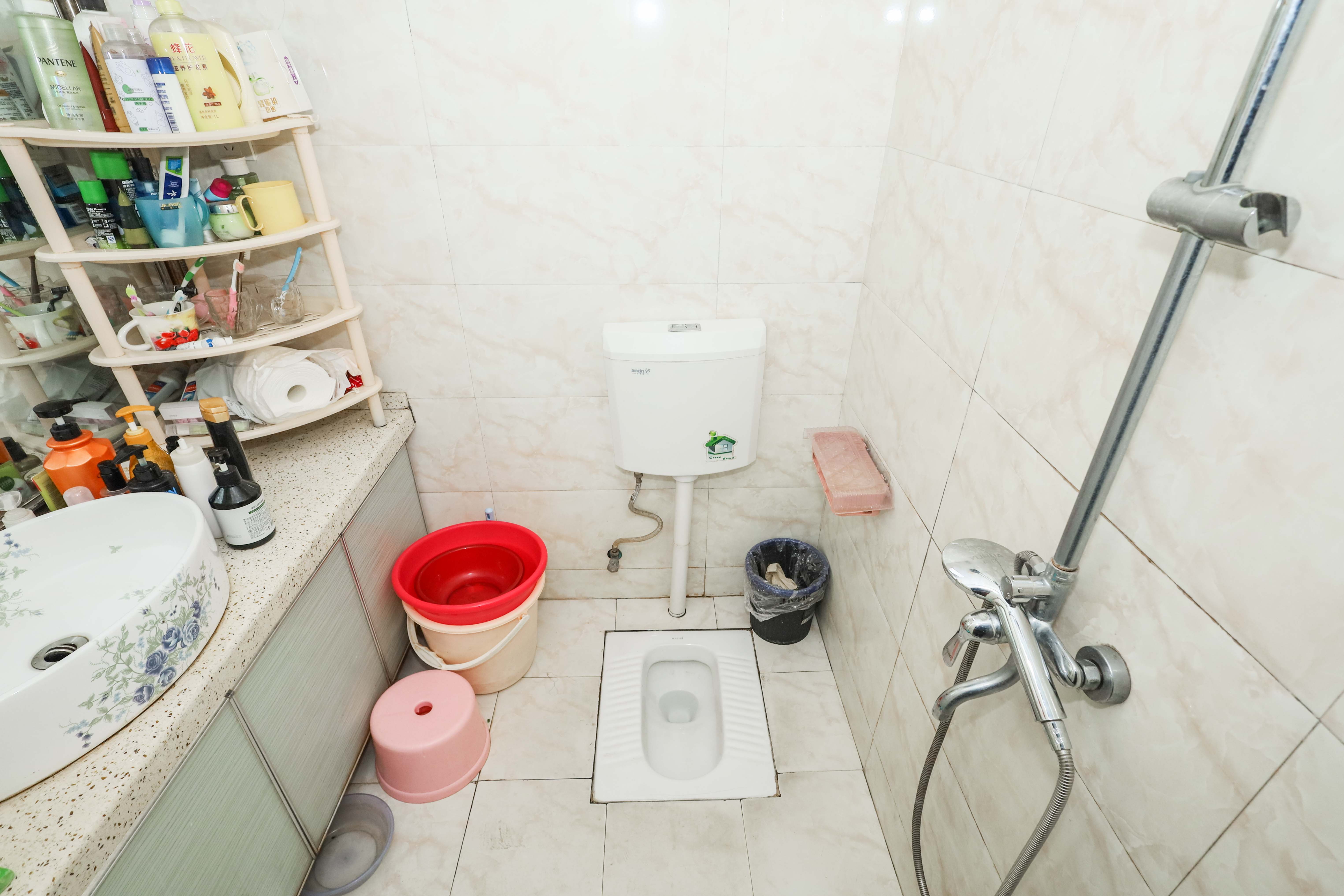 旭辉御府  3室2厅1卫    136.0万卫生间