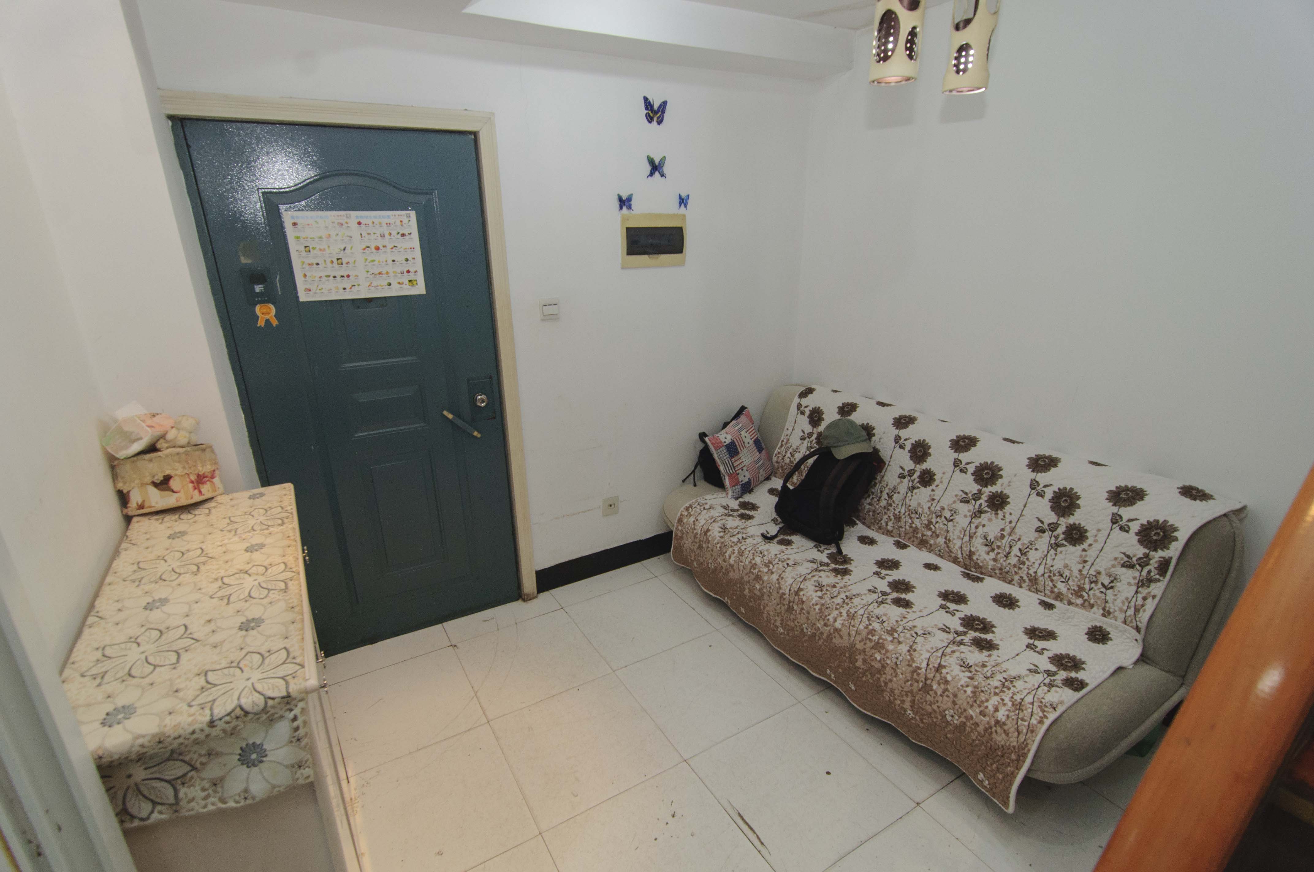 在水一方  1室1厅1卫    27.0万其他