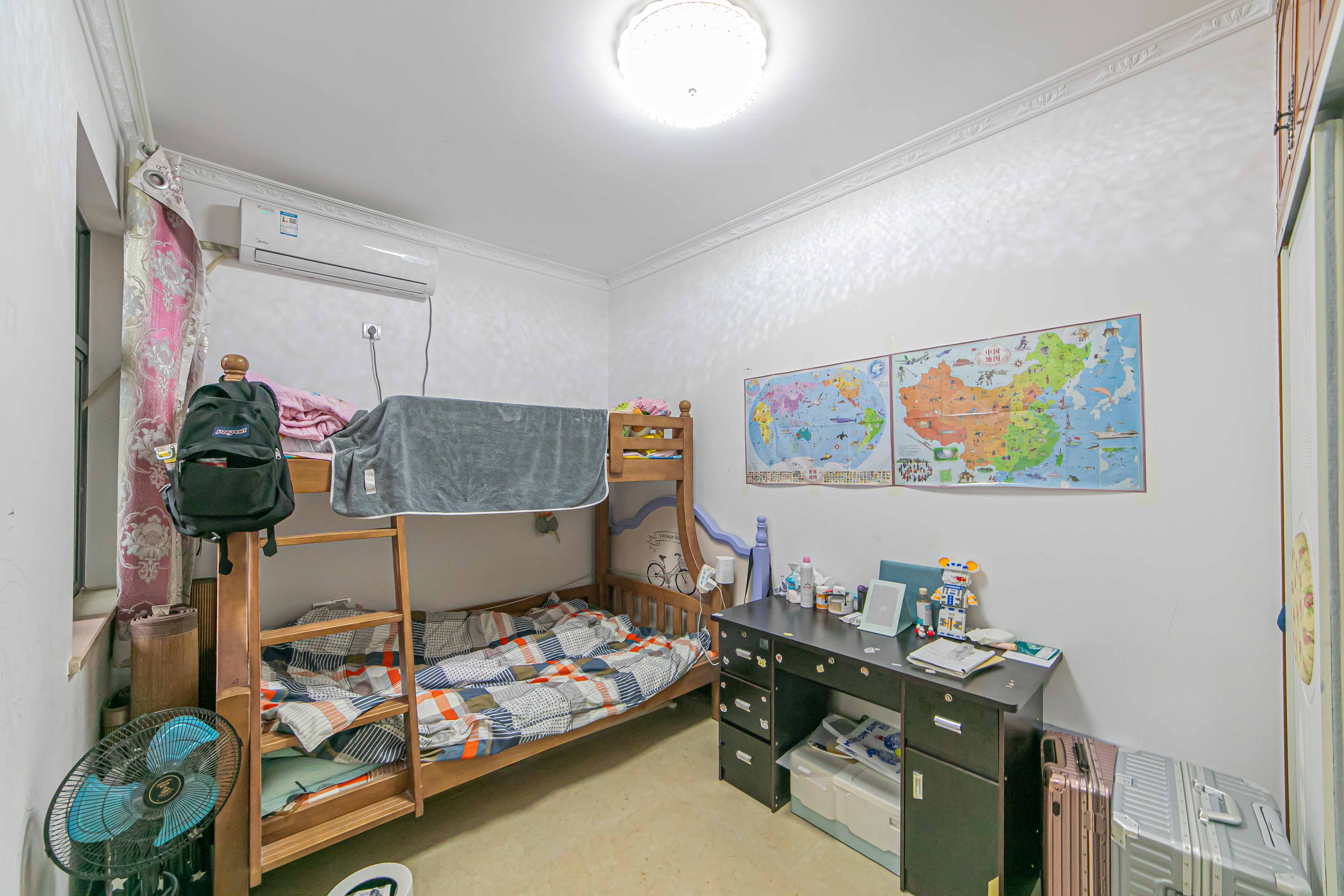 松雅轩（埃克斯社区）  3室2厅1卫    87.8万卧室
