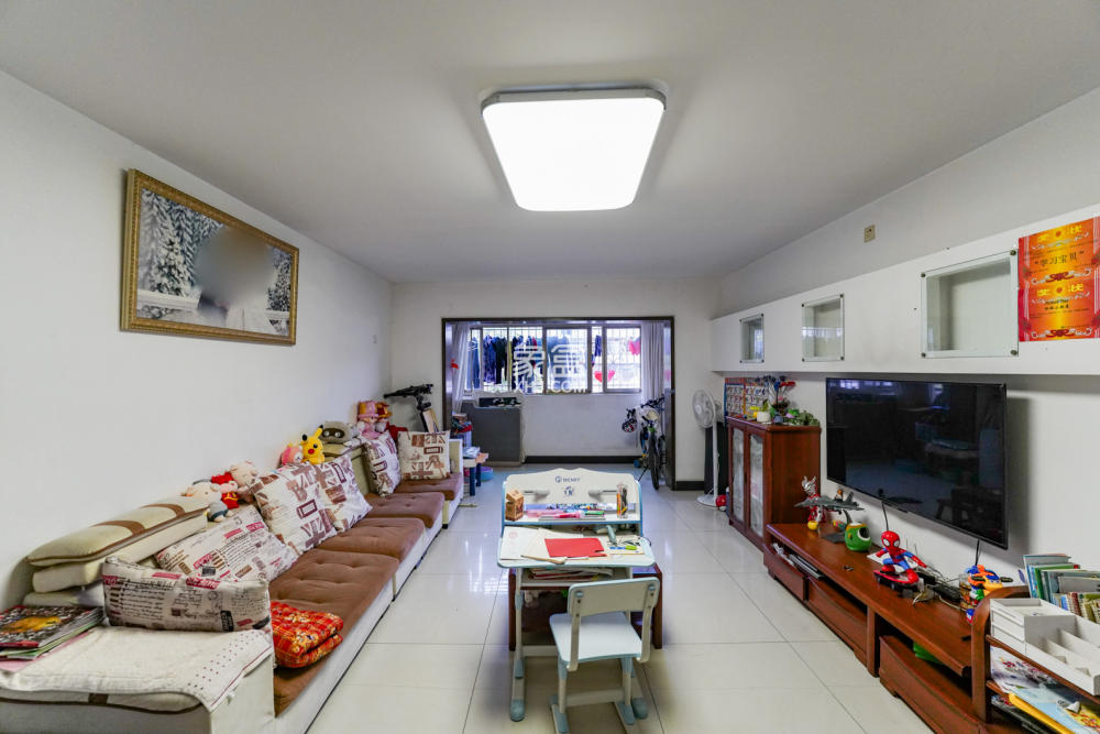 佳园星城  3室2厅2卫    82.0万