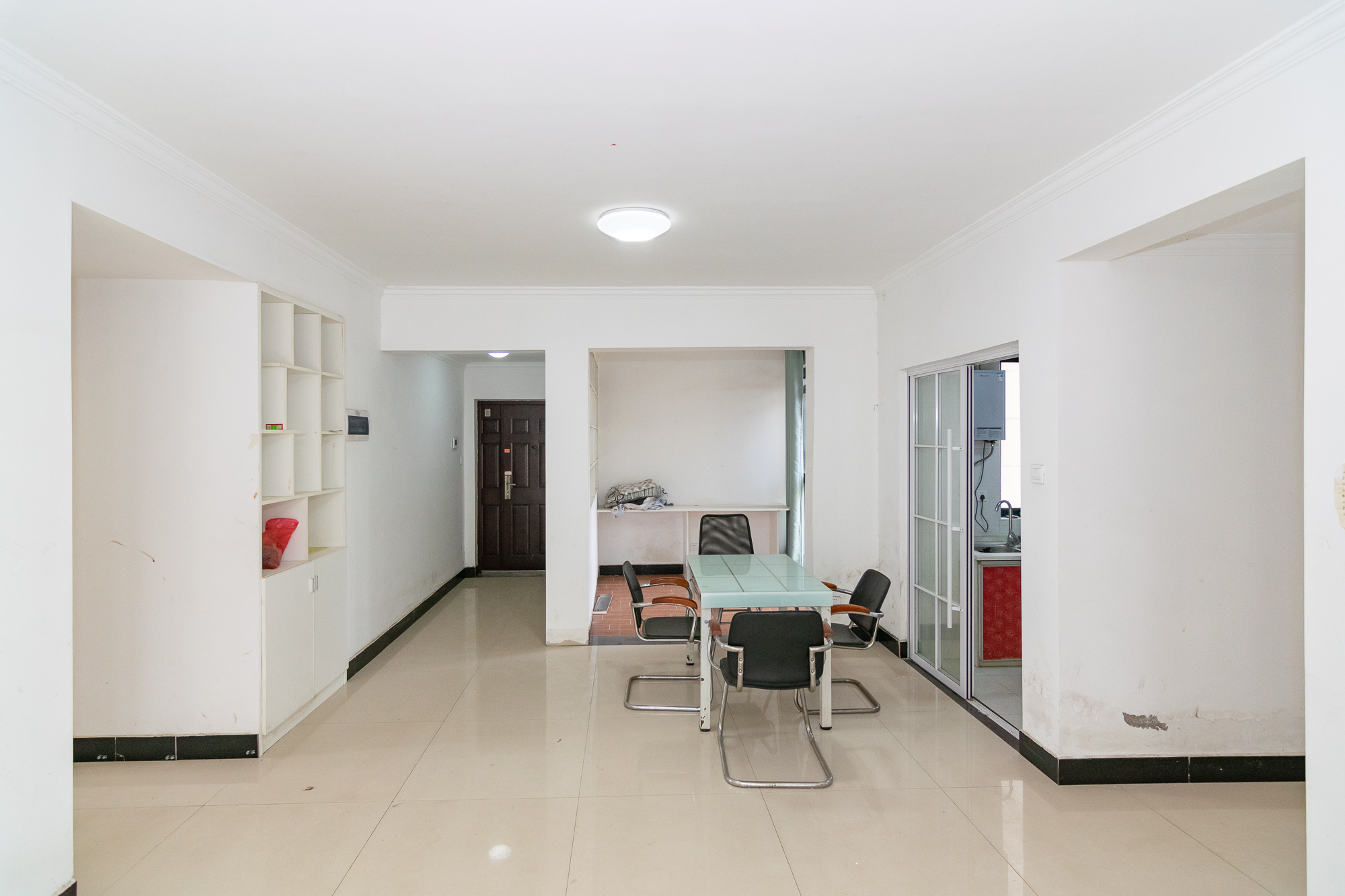 明发国际城 4室2厅2卫 106.0万 明发国际城 4室2厅2卫 106.0万客厅