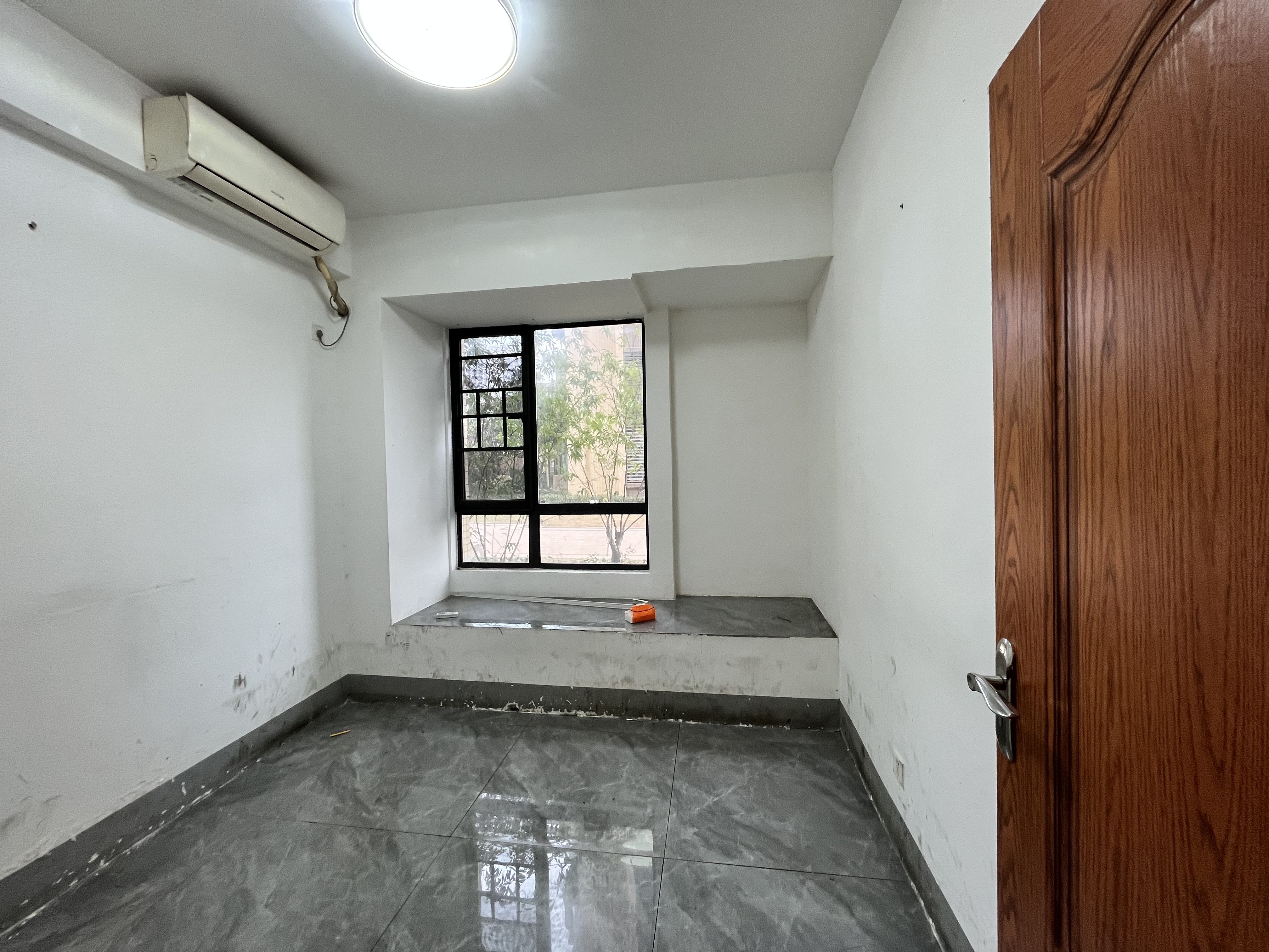 奥园养生城 4室2厅2卫 180.0万 奥园养生城 4室2厅2卫 180.0万室内图