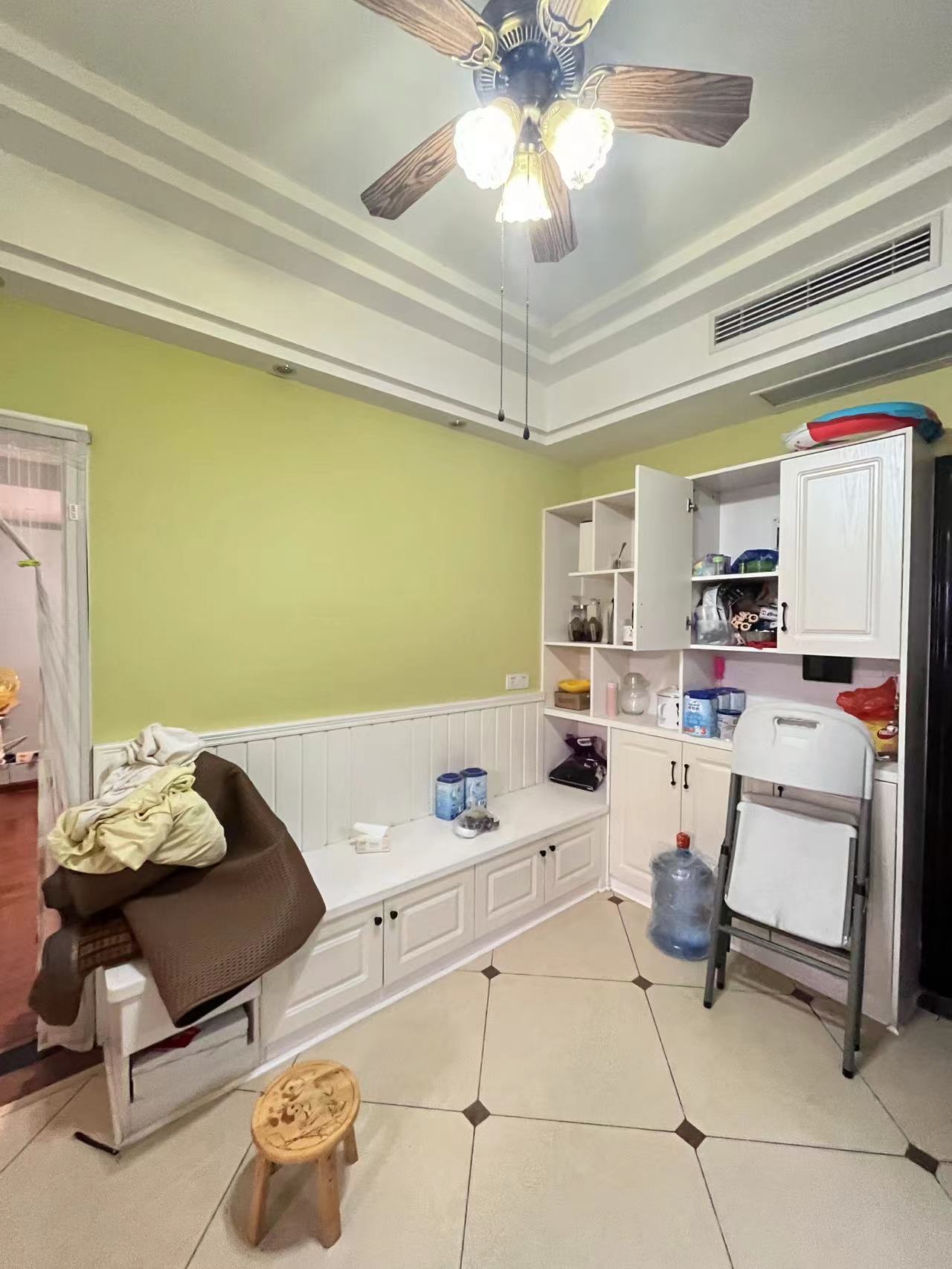 凯旋名门人民中路1006号 3室2厅1卫 60.0万 凯旋名门人民中路1006号 3室2厅1卫 60.0万室内图