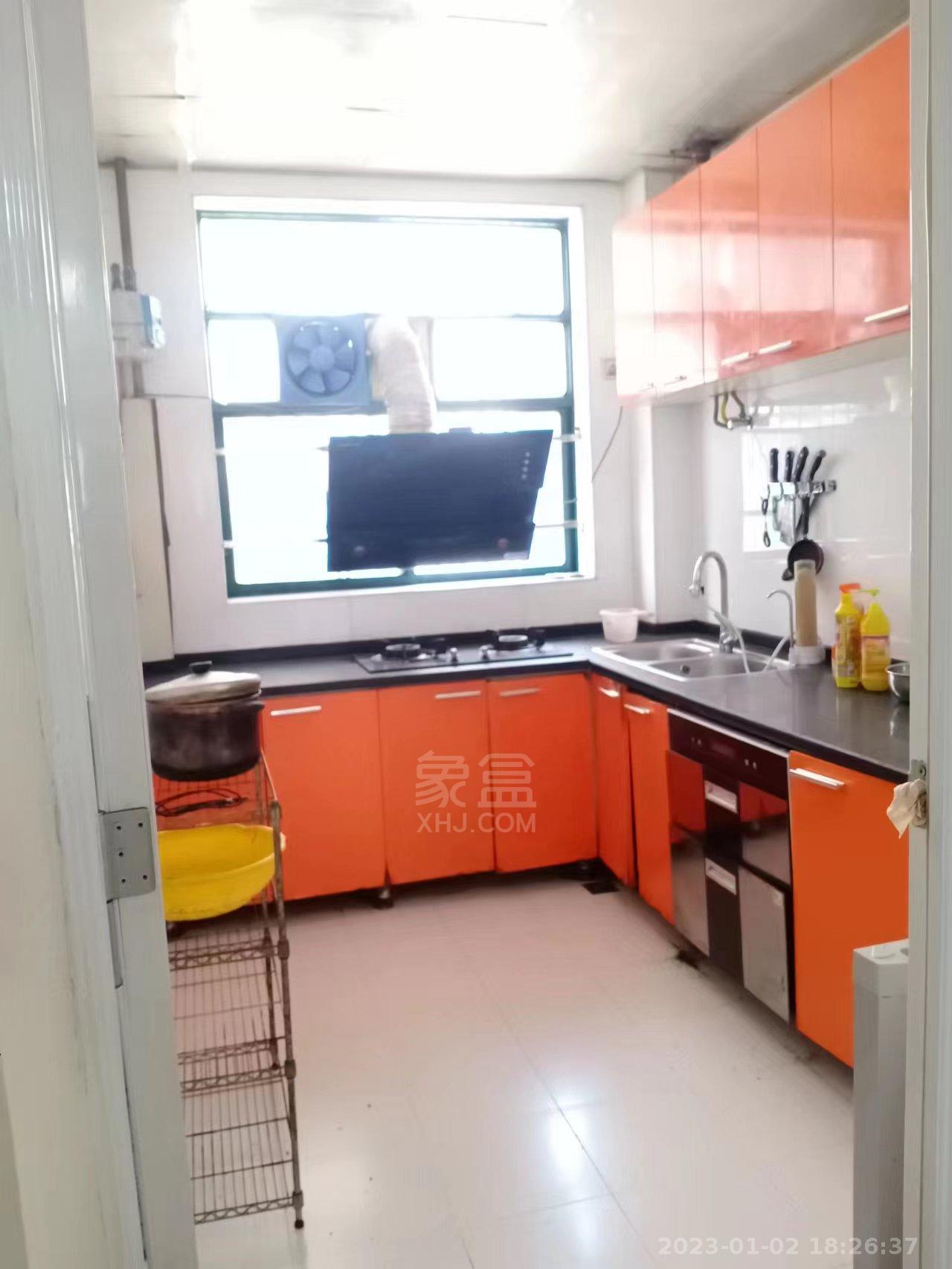 顺鑫佳园  3室2厅2卫   1400.00元/月室内图
