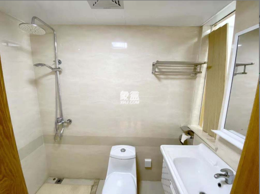 珠江愉景新城  1室1厅1卫   1200.00元/月室内图