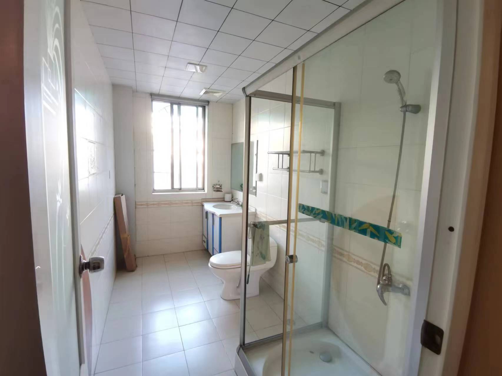 康华小区 4室2厅2卫 98.0万 康华小区 4室2厅2卫 98.0万室内图